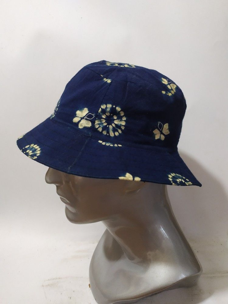 Indigo × Japanese Brand 🔥Japanese Reversible Bucket hats Indigo Floral designs Size ONE SIZE - 4 Thumbnail