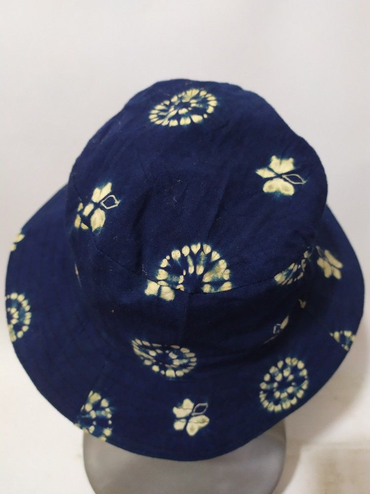 Indigo × Japanese Brand 🔥Japanese Reversible Bucket hats Indigo Floral designs Size ONE SIZE - 7 Thumbnail