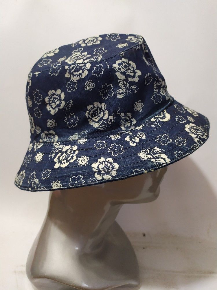 Indigo × Japanese Brand 🔥Japanese Reversible Bucket hats Indigo Floral designs Size ONE SIZE - 13 Thumbnail