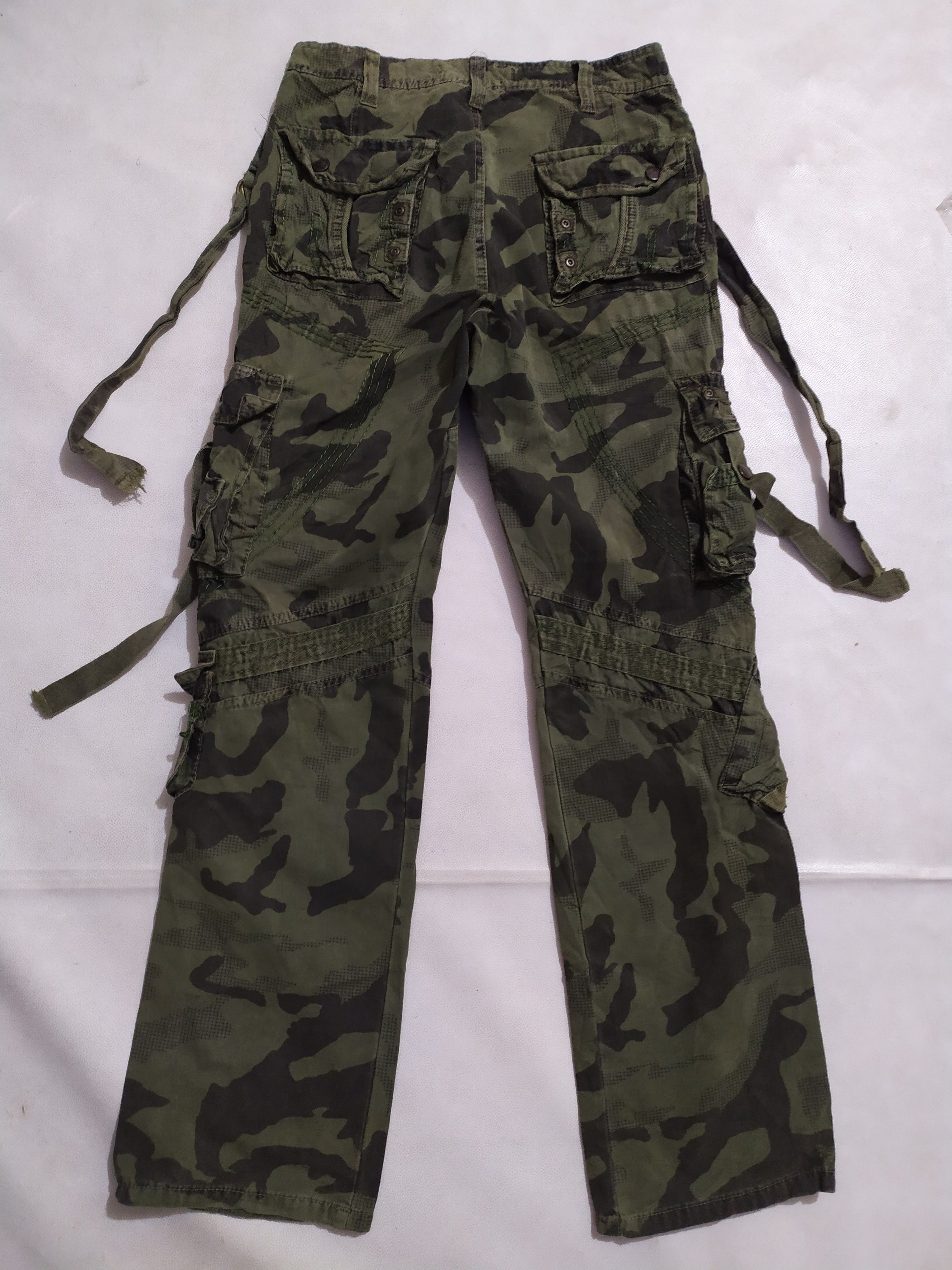 Japanese Brand 🔥Bapai Multipocket Tactical Cargo Camo Pants Size US 28 / EU 44 - 9 Thumbnail
