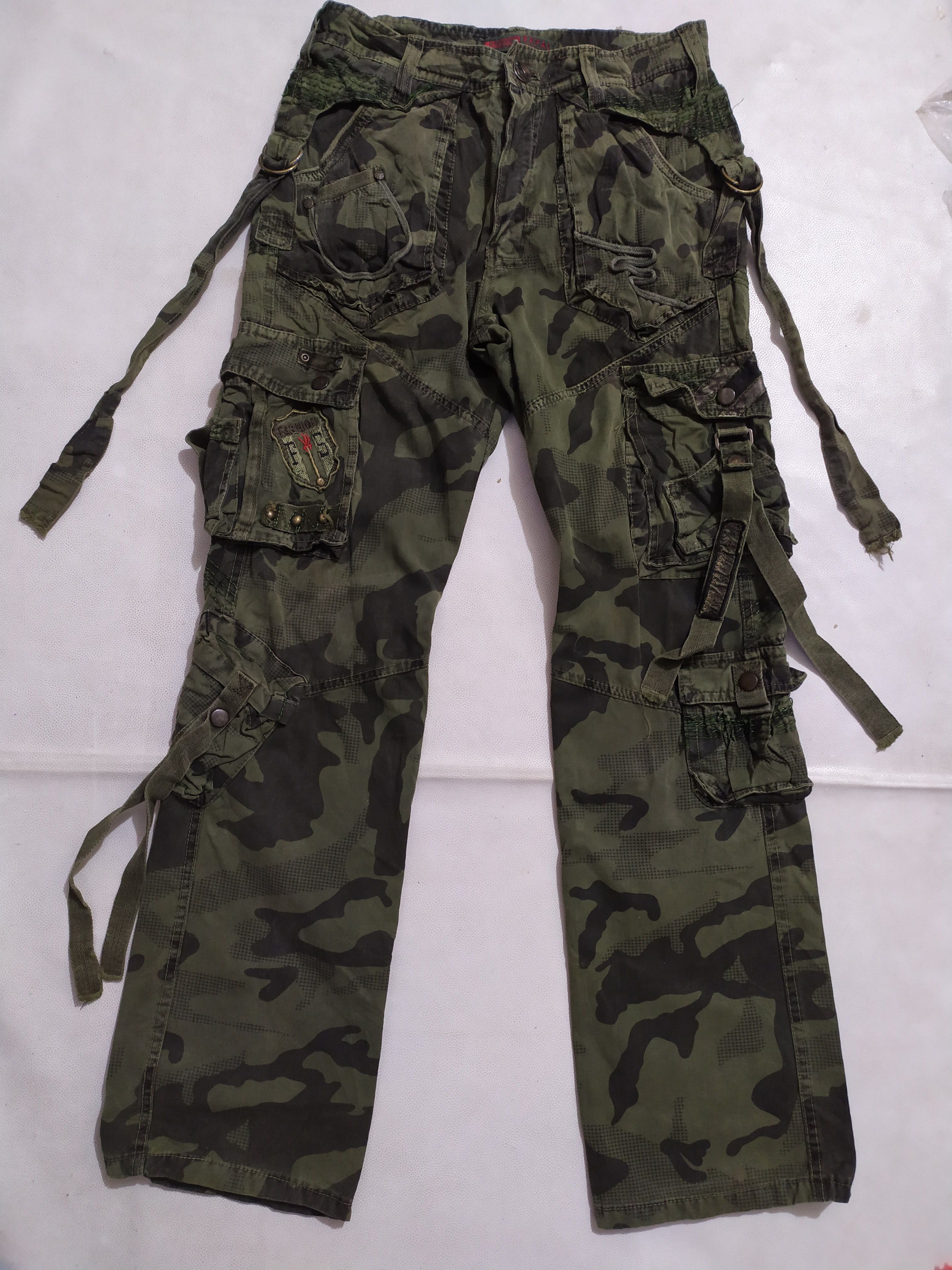 Japanese Brand 🔥Bapai Multipocket Tactical Cargo Camo Pants Size US 28 / EU 44 - 1 Thumbnail