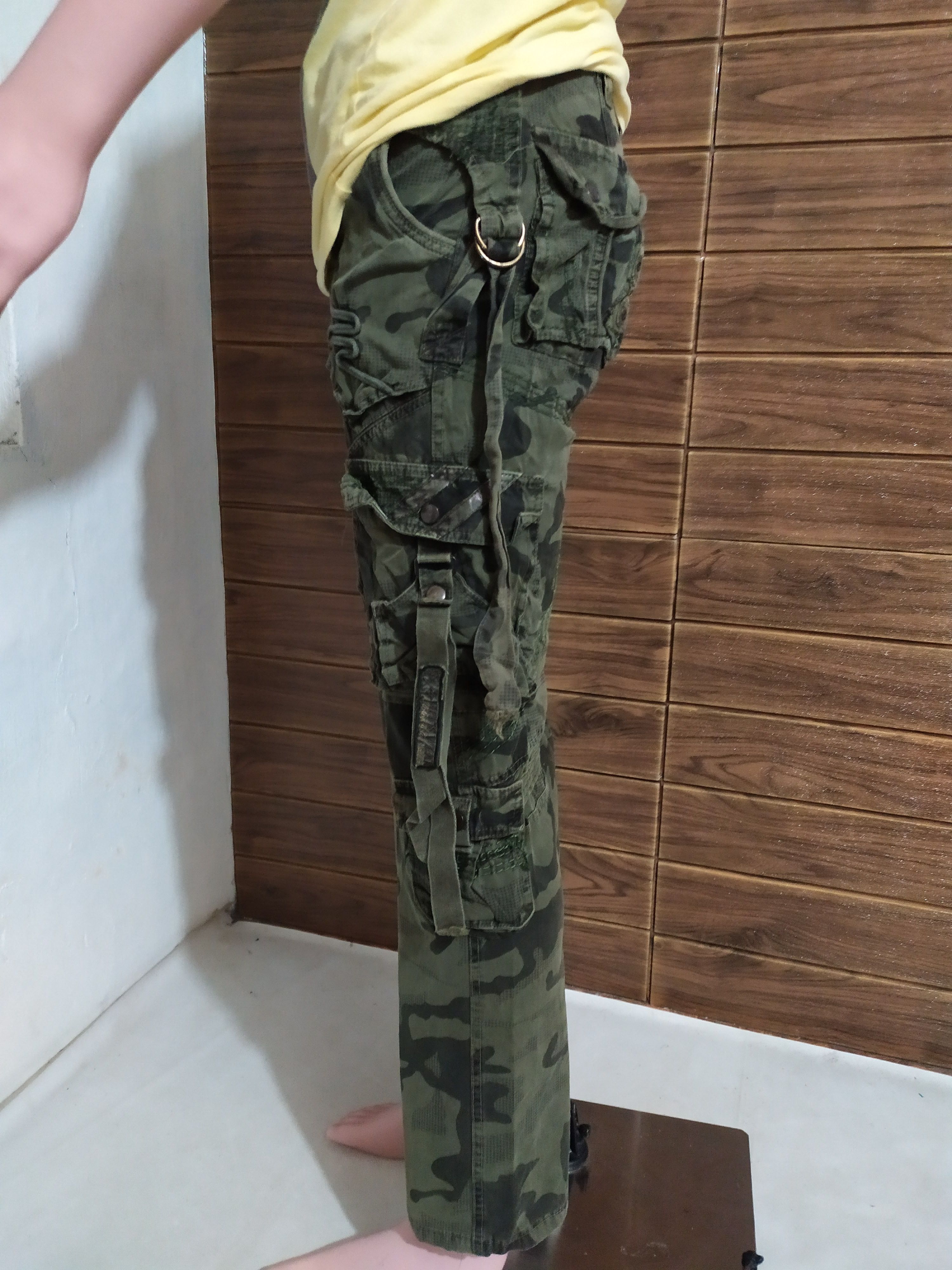 Japanese Brand 🔥Bapai Multipocket Tactical Cargo Camo Pants Size US 28 / EU 44 - 14 Thumbnail