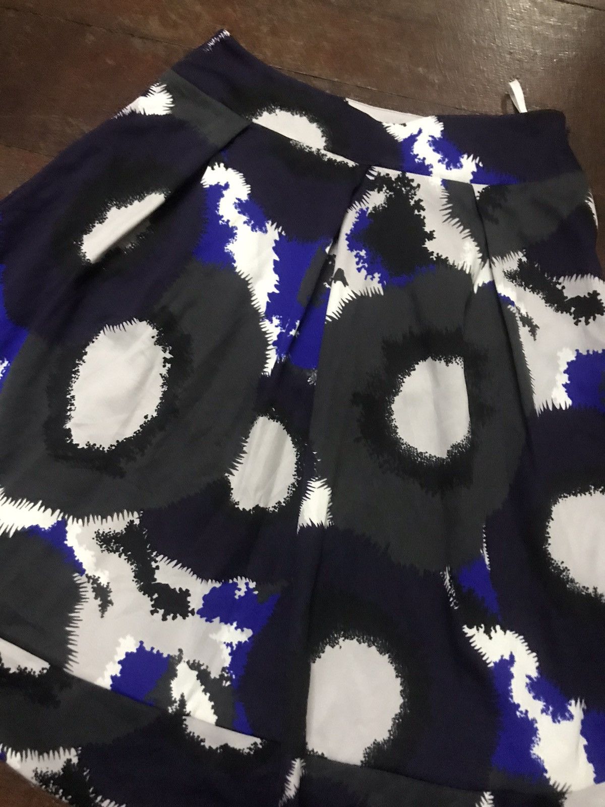 Japanese Brand Nove spazio skirt art multicolor design Size 26" / US 2 / IT 38 - 6 Thumbnail