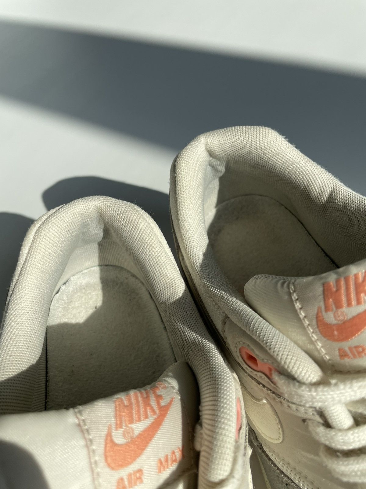 Nike 2013 Nike Air Max 1 “Pigeon” Size US 7.5 / EU 40-41 - 9 Thumbnail