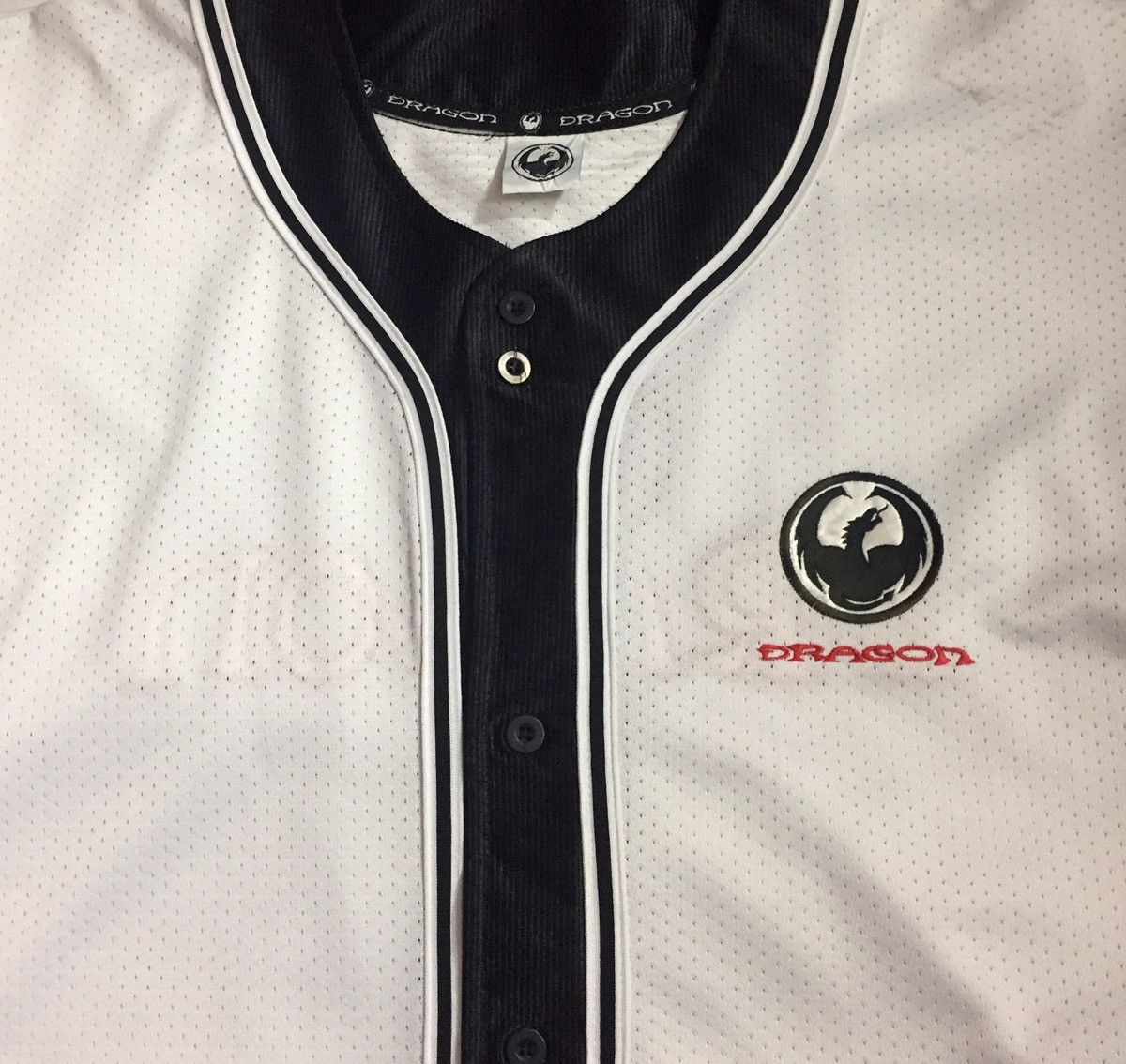 Santa Cruz Skateboards VINTAGE 90s DRAGON SKATEBOARDS BIG LOGO BASEBALL JERSEY Size US L / EU 52-54 / 3 - 5 Thumbnail