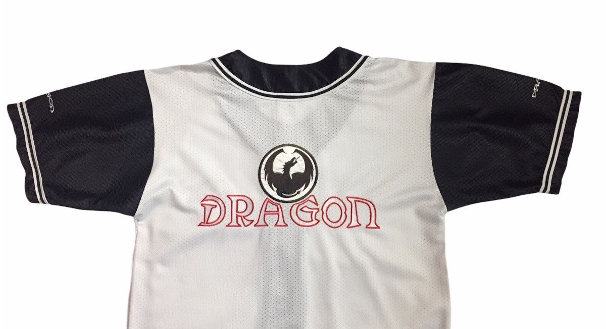 Santa Cruz Skateboards VINTAGE 90s DRAGON SKATEBOARDS BIG LOGO BASEBALL JERSEY Size US L / EU 52-54 / 3 - 8 Thumbnail