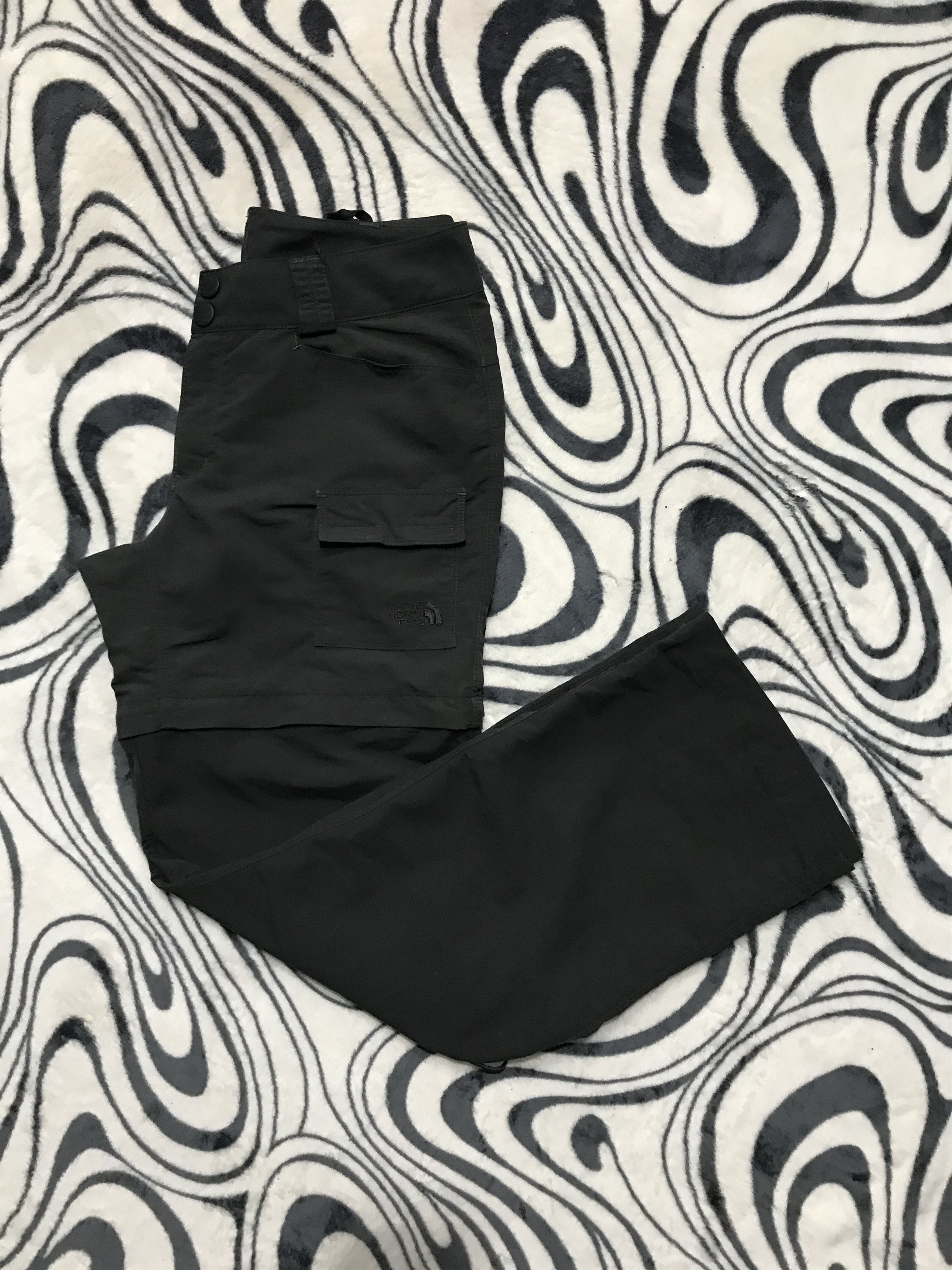 The North Face × Vintage The North Face WMNS Transformer Pants Shorts TNF Size 28" / US 6 / IT 42 - 2 Thumbnail