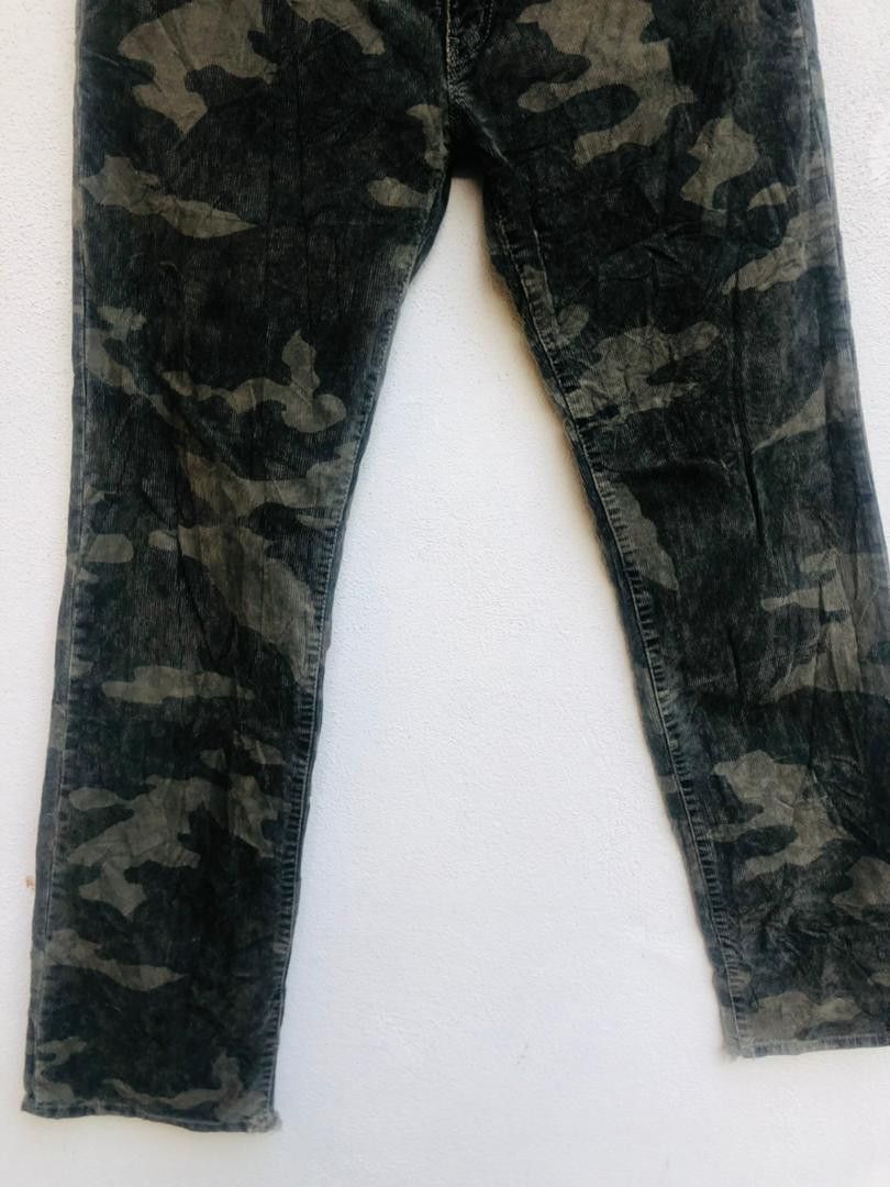 Japanese Brand × Vintage Vintage Uniqlo Camoflage Japanese Designer Fashion Style Size US 31 - 4 Thumbnail