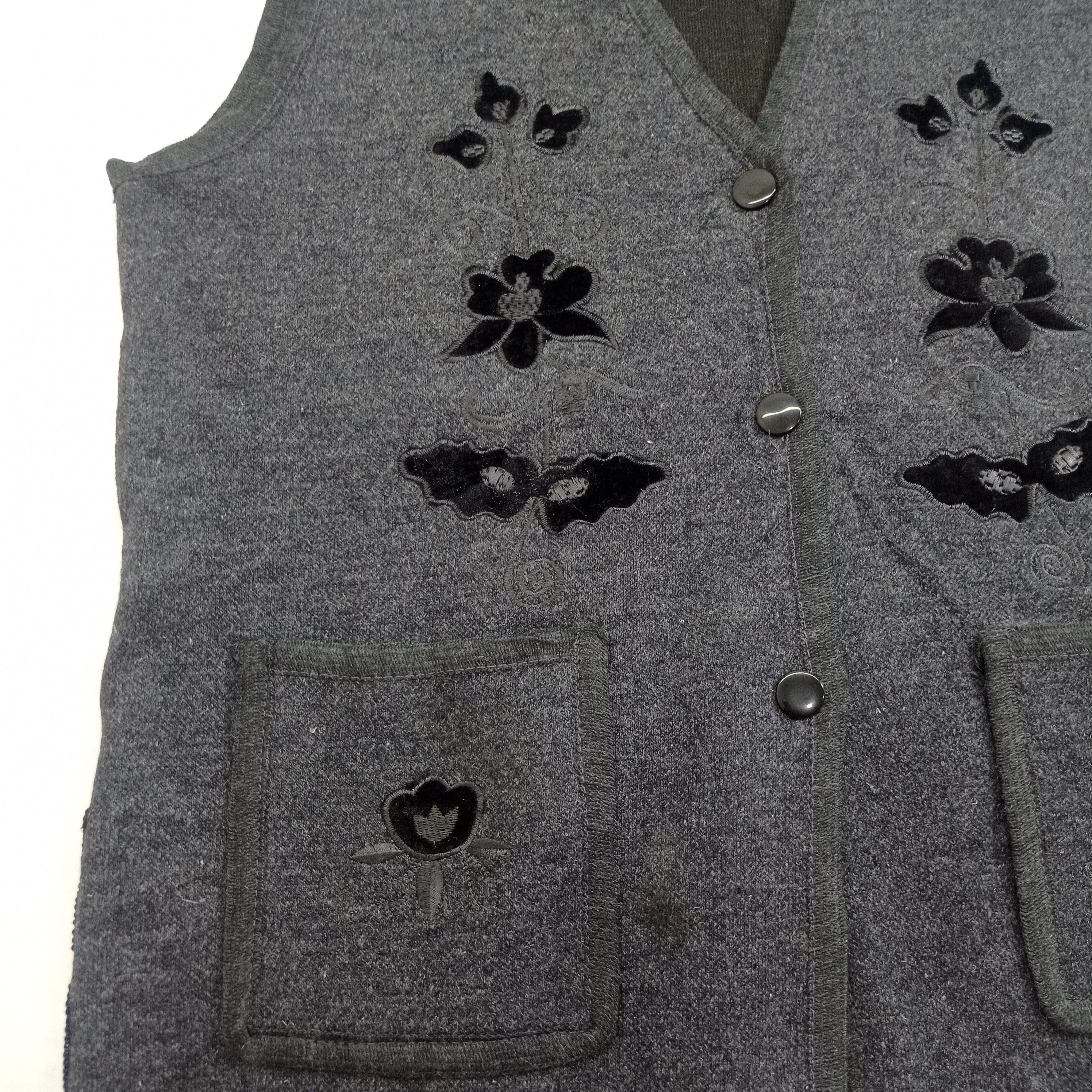 Japanese Brand 🔥Ro Kimassi Flowers Cardigan Vest Size US L / EU 52-54 / 3 - 10 Thumbnail