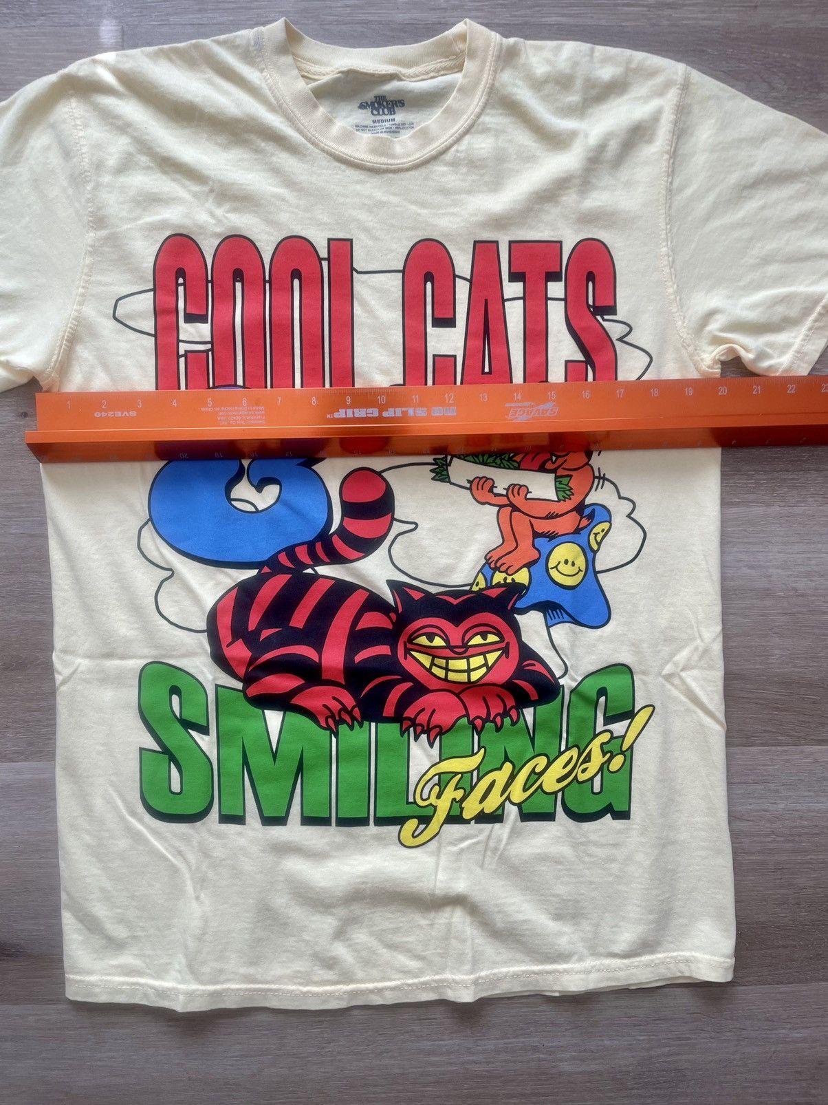 Band Tees COOL CATS SMILING FACES SmokersClub Fest Alice in Wonderland Size US M / EU 48-50 / 2 - 9 Thumbnail