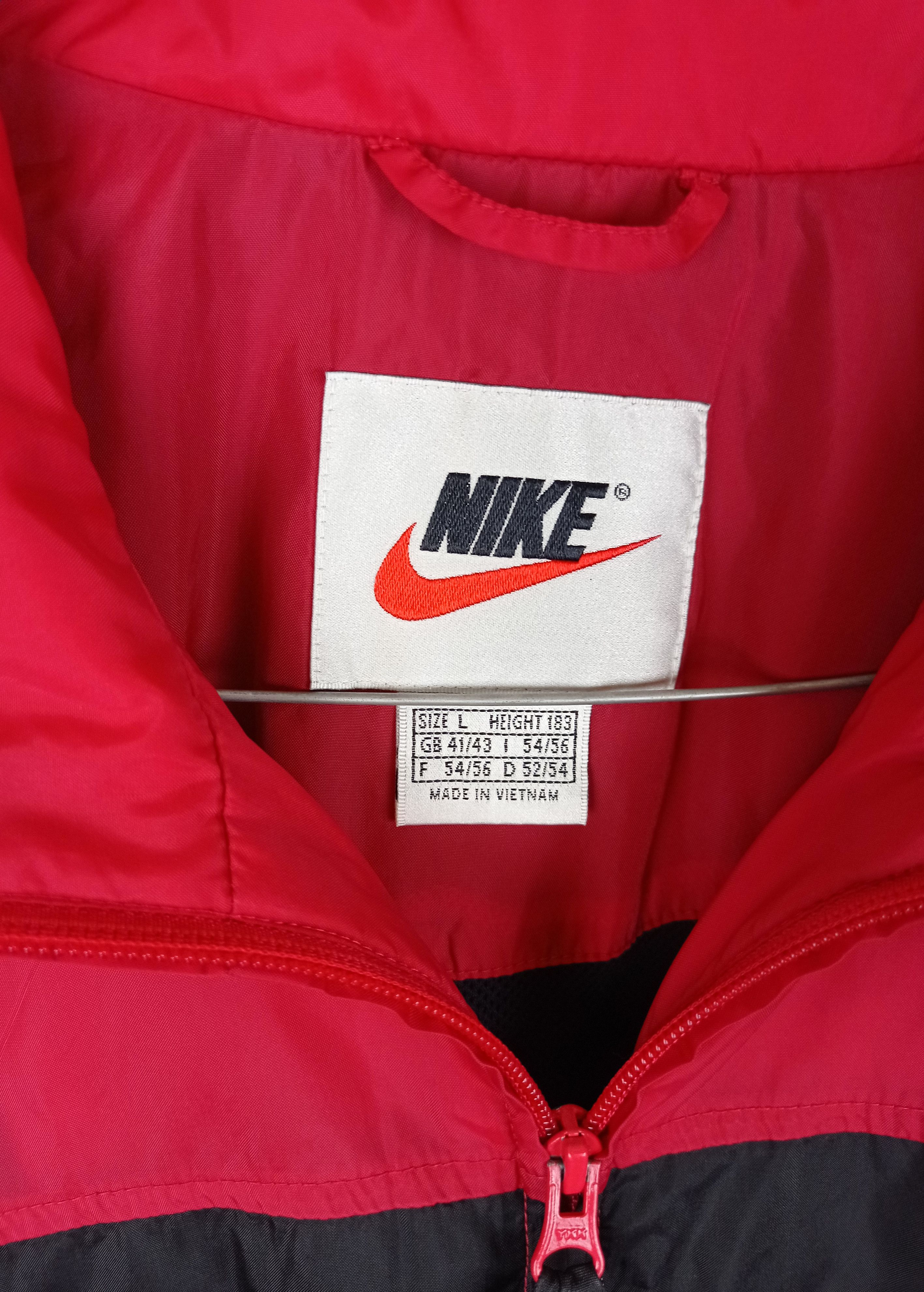 Nike 90s Vintage Nike Big Swoosh Logo Red Track Jacket Size US L / EU 52-54 / 3 - 7 Thumbnail