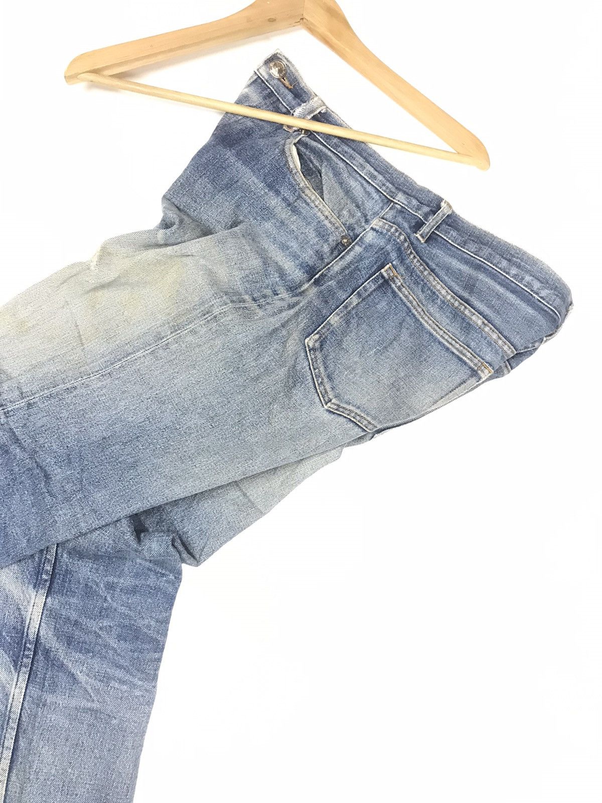 A.P.C. × Vintage VINTAGE SELVAGE A.P.C BLUE WASH DISTRESSED DENIM Size US 32 / EU 48 - 16 Thumbnail
