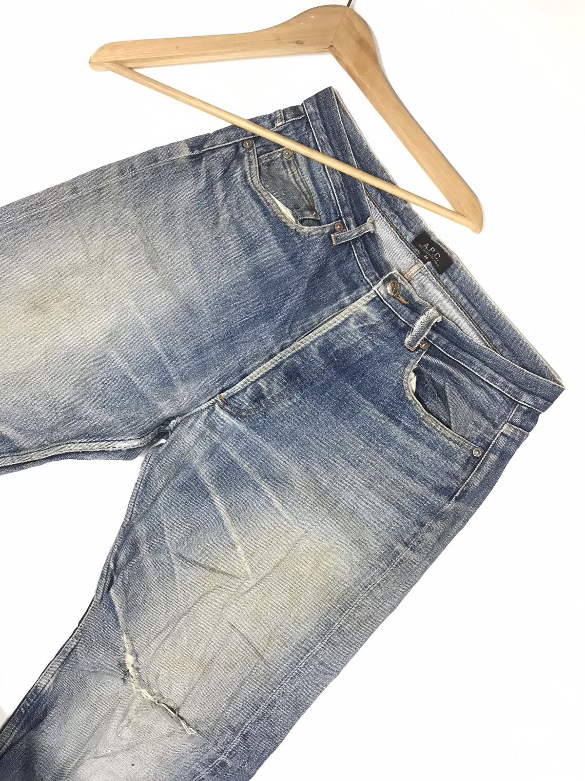 A.P.C. × Vintage VINTAGE SELVAGE A.P.C BLUE WASH DISTRESSED DENIM Size US 32 / EU 48 - 2 Thumbnail
