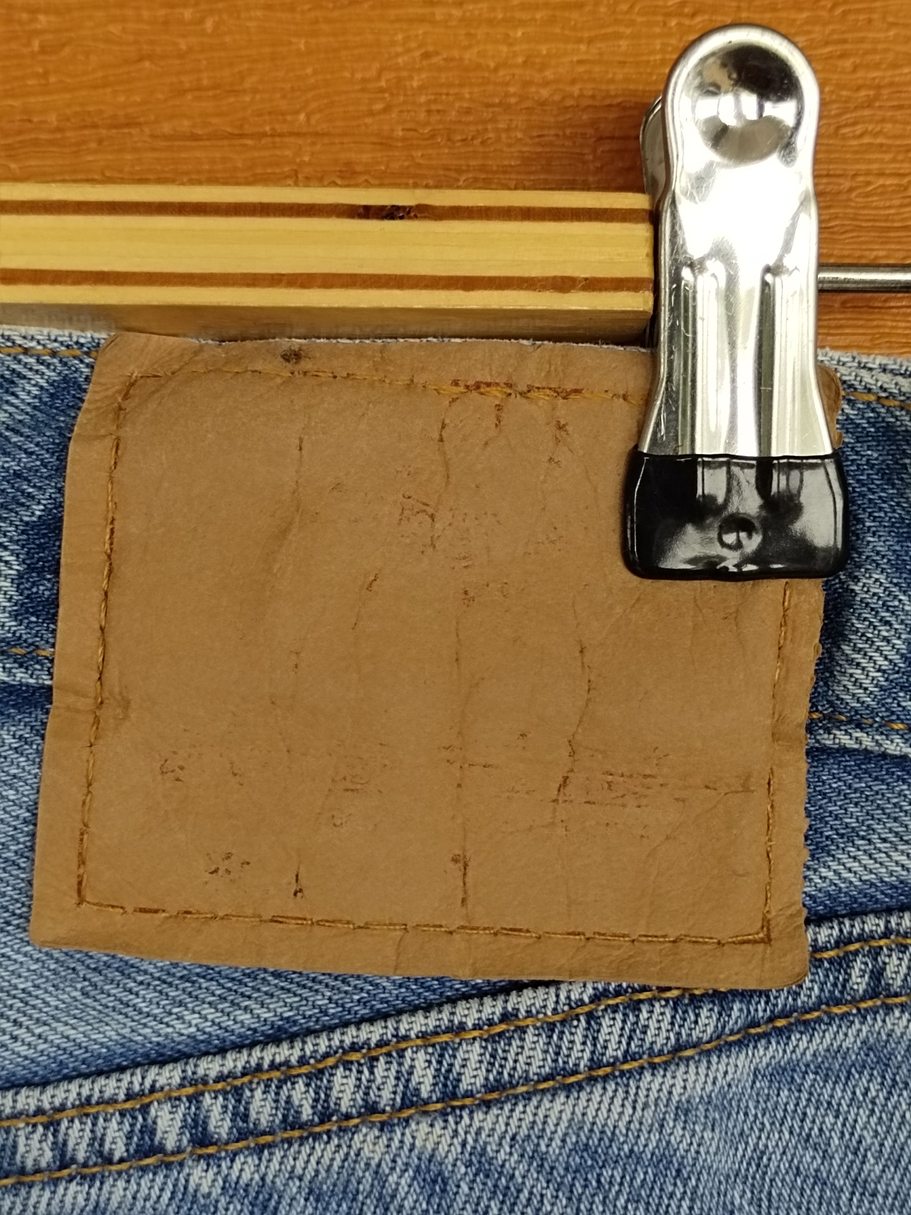 Levi's Vintage Clothing Vintage 90s LEVIS 501 Skull & Flowers Denim Jeans Size US 29 - 14 Thumbnail