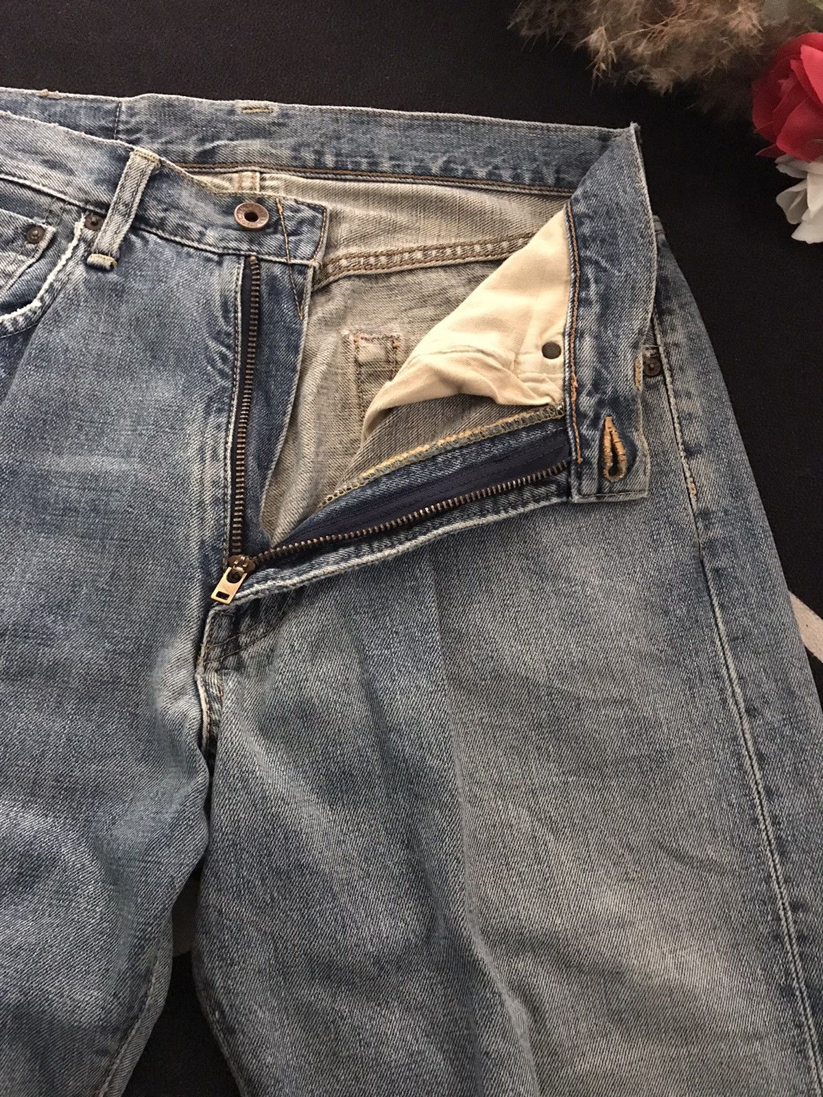 Edwin × Salvage × Vintage VINTAGE SELVAGE EDWIN 505 BLUE WASH DISTRESSED DENIM Size US 30 / EU 46 - 6 Thumbnail