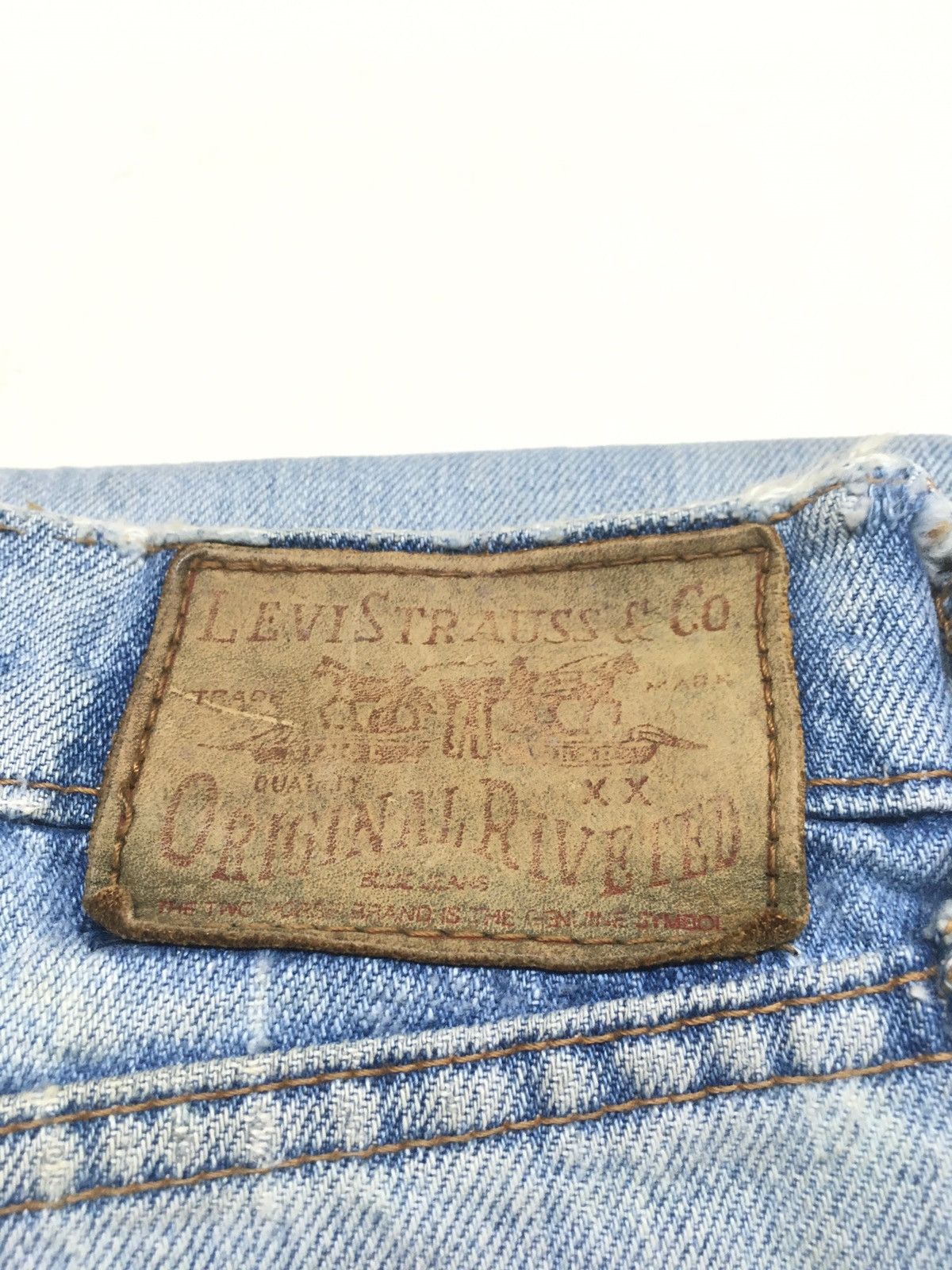 Levi's × Vintage Vintage 90s Levi’s grey tag blue wash distresed riped denim Size US 28 / EU 44 - 11 Thumbnail