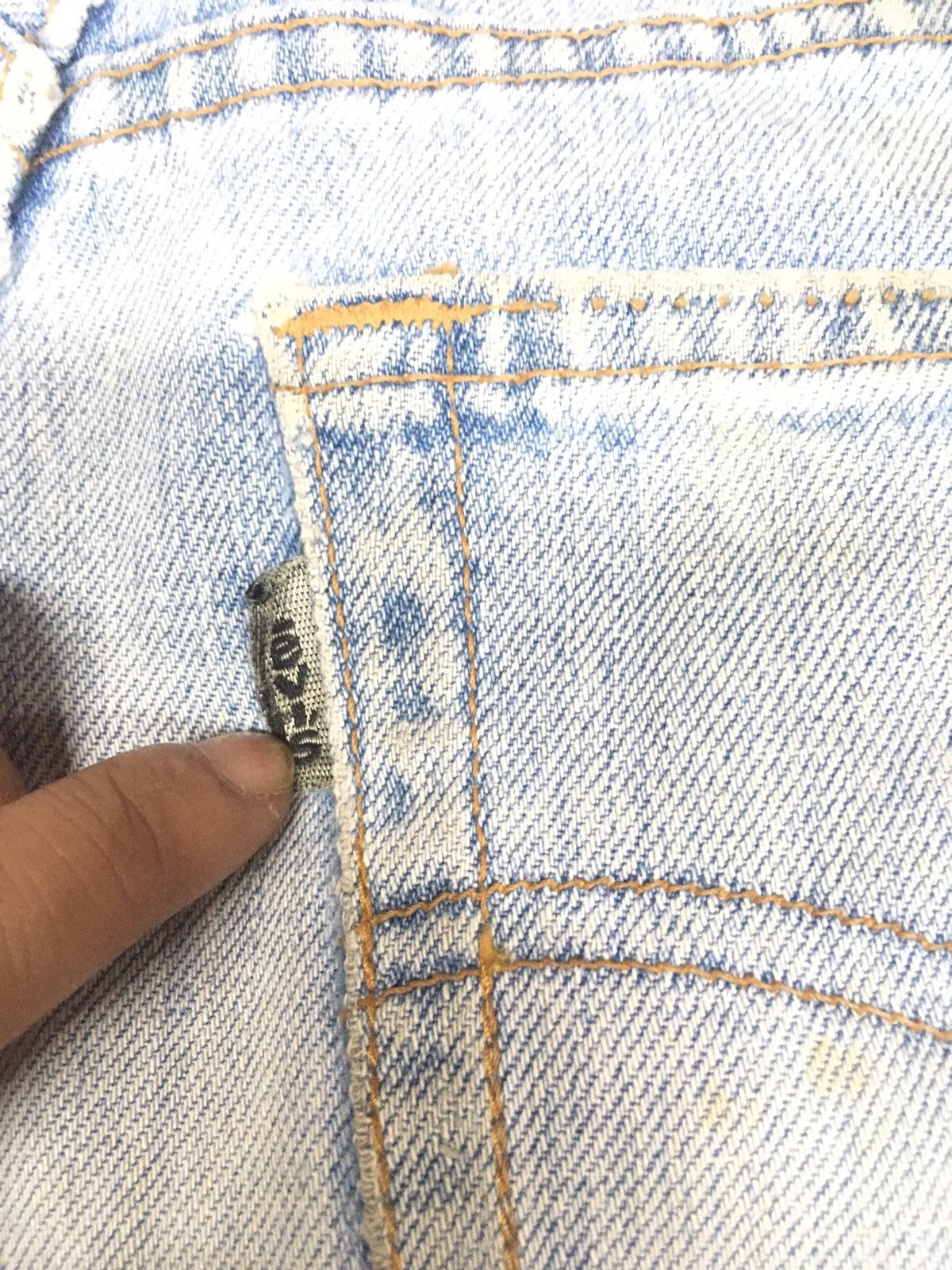 Levi's × Vintage Vintage 90s Levi’s grey tag blue wash distresed riped denim Size US 28 / EU 44 - 9 Thumbnail