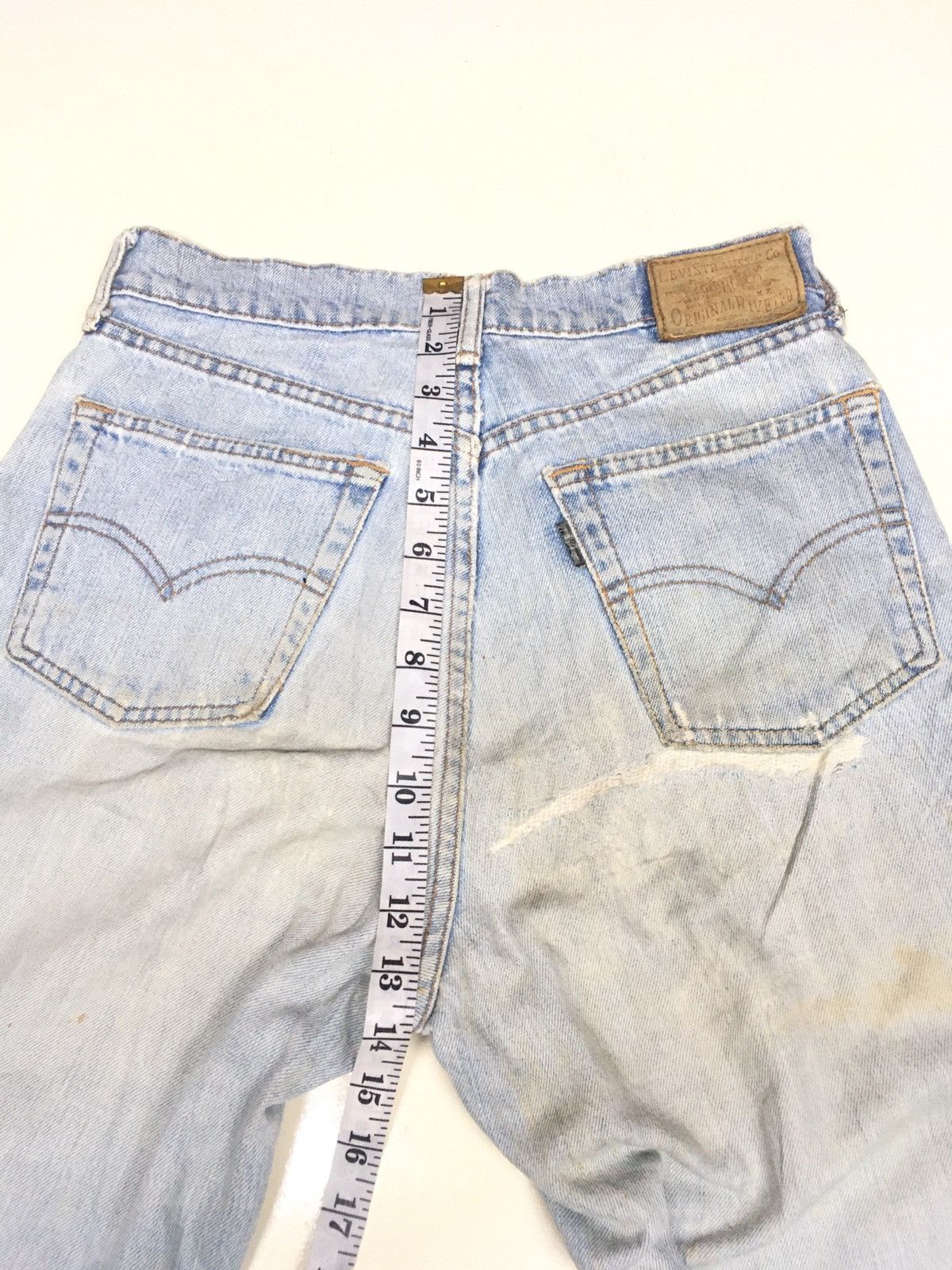 Levi's × Vintage Vintage 90s Levi’s grey tag blue wash distresed riped denim Size US 28 / EU 44 - 6 Thumbnail