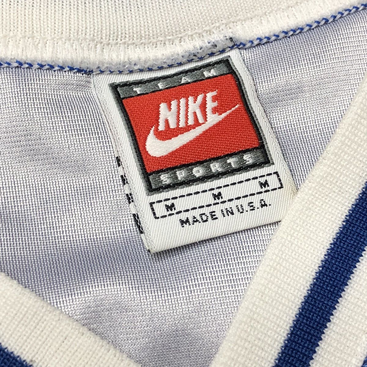 Nike Nike Vintage Made in USA NBA Basketball Blue Devils Jersey Size US L / EU 52-54 / 3 - 6 Thumbnail
