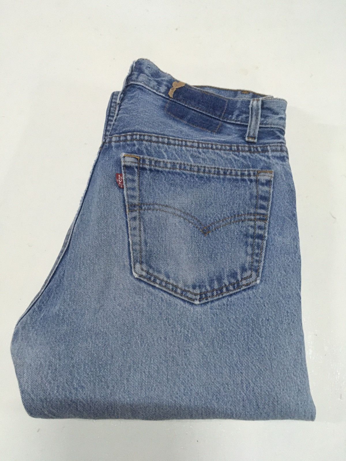 Levi's Vintage Clothing × Vintage Truly Vintage 70s Levi’s 501 blue wash distressed denim Size US 31 - 1 Thumbnail