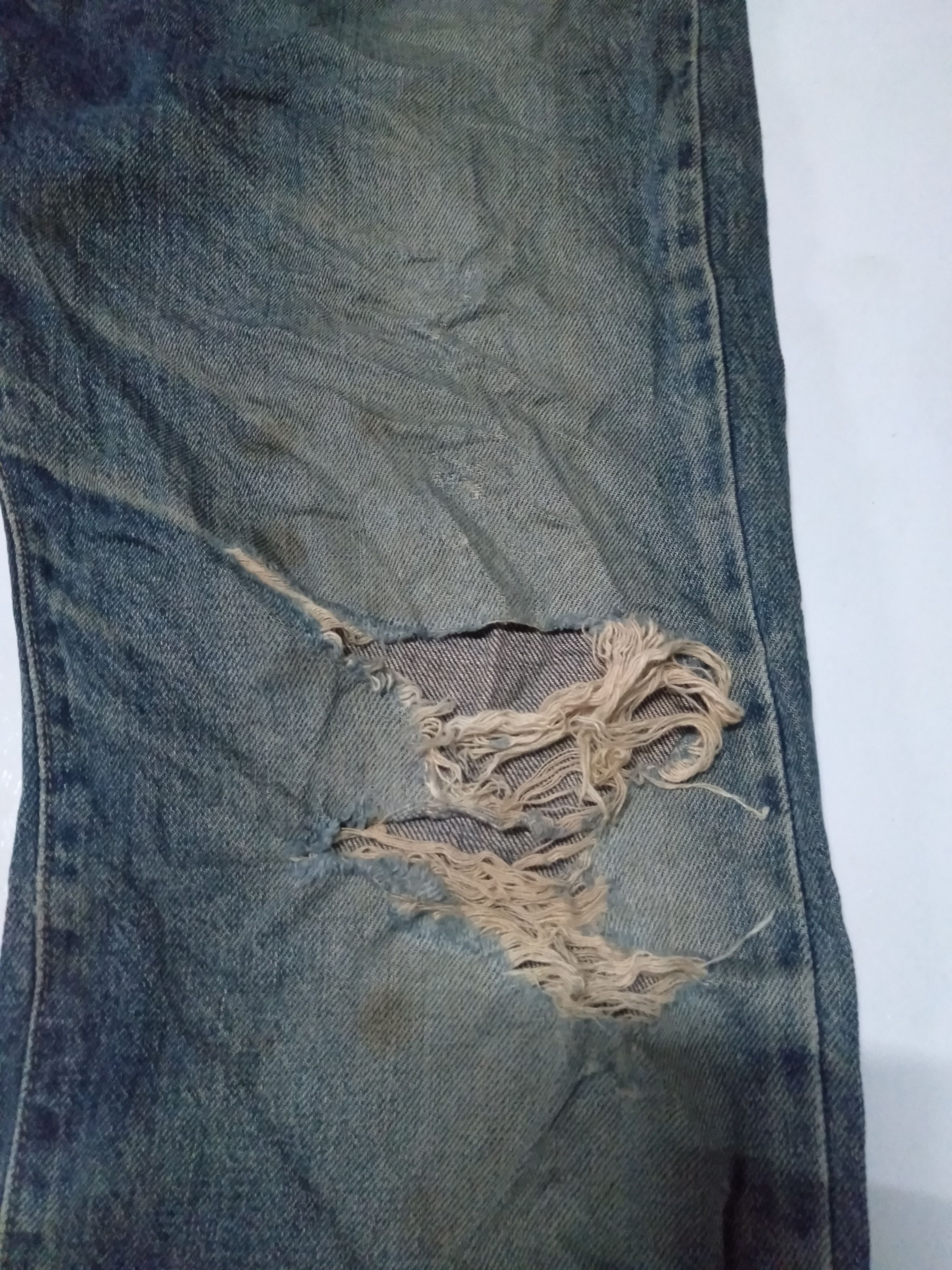 Edwin × Vintage vintage Edwin blue wash distressed denim Size US 29 - 8 Thumbnail