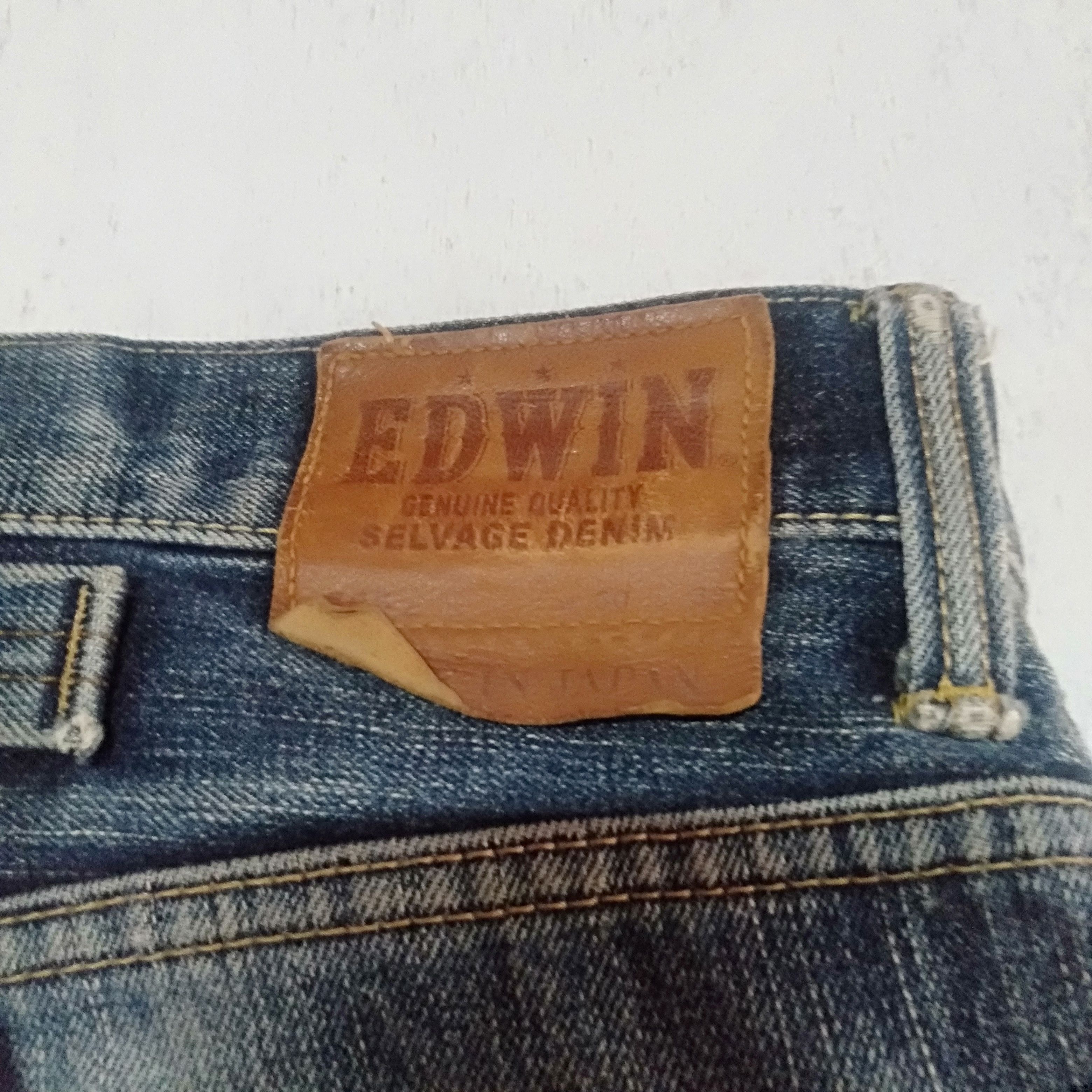 Edwin × Japanese Brand × Vintage vintage selvedge Edwin 505z buckle back distressed denim Size US 32 / EU 48 - 9 Thumbnail