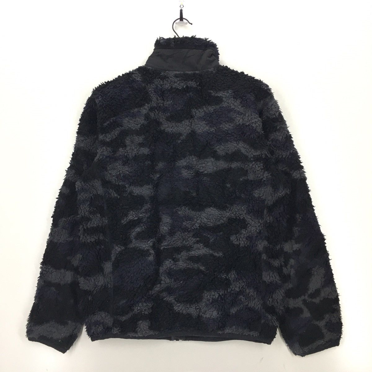 Uniqlo × Vintage Vintage Uniqlo Zip Up Camo Fleece Jacket Size US S / EU 44-46 / 1 - 8 Thumbnail