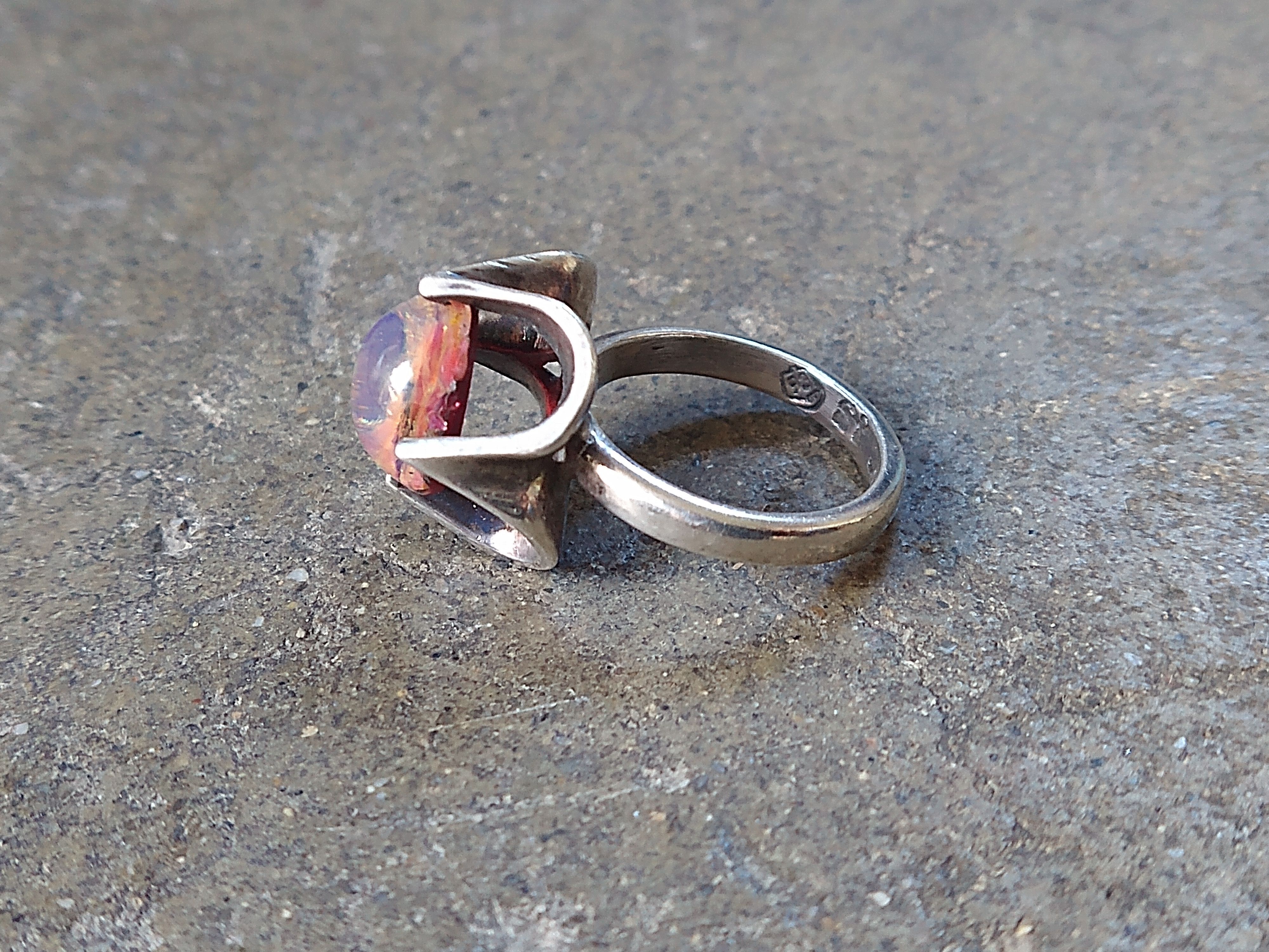 Jewelry Vintage Sterling Silver Ring Size 7.25 Glass Belcher Modern Size ONE SIZE - 4 Thumbnail