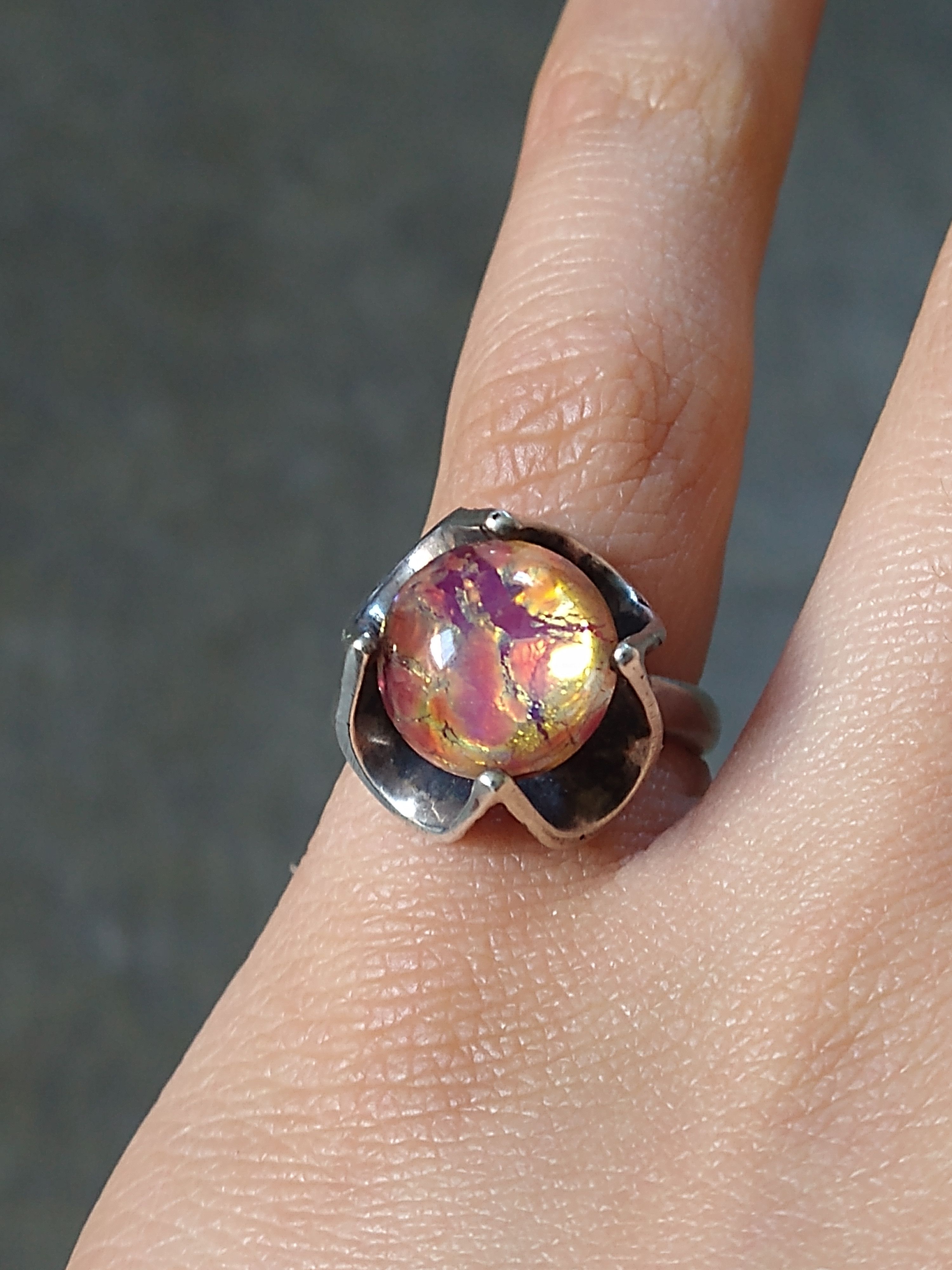Jewelry Vintage Sterling Silver Ring Size 7.25 Glass Belcher Modern Size ONE SIZE - 11 Thumbnail