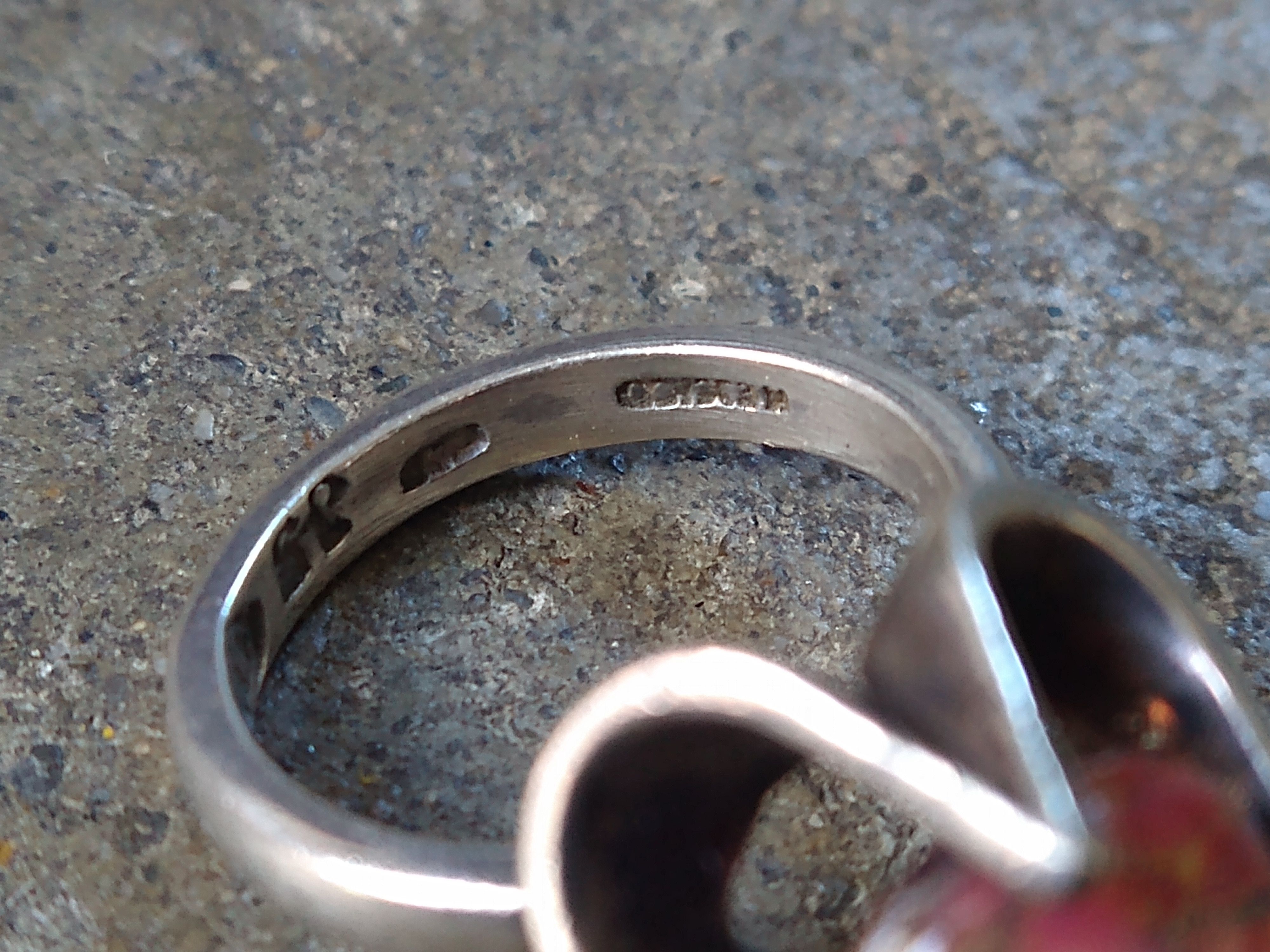 Jewelry Vintage Sterling Silver Ring Size 7.25 Glass Belcher Modern Size ONE SIZE - 10 Thumbnail