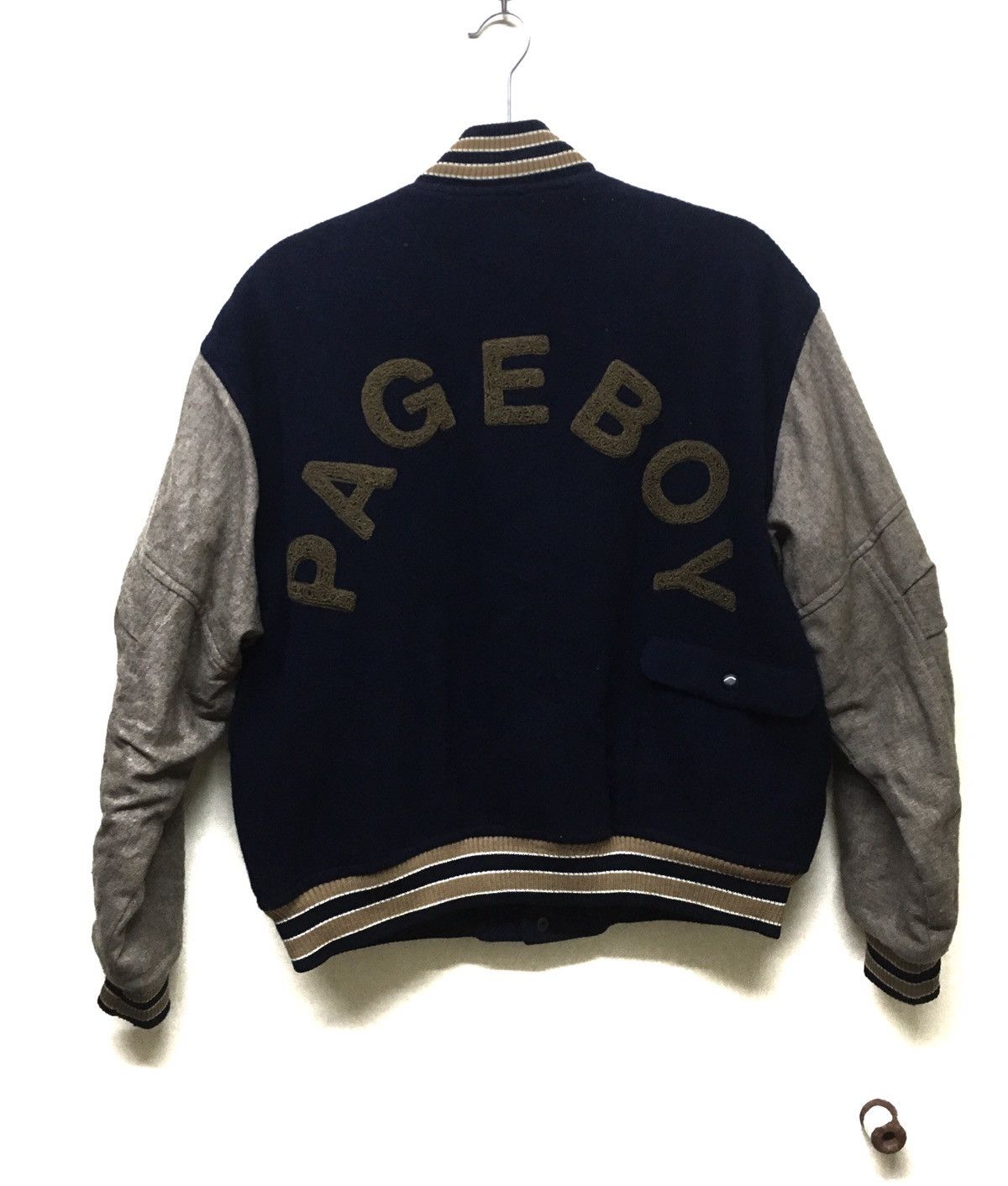 Japanese Brand 🔥Rare🔥Pageboy varsity wool jacket big logo Size US L / EU 52-54 / 3 - 2 Thumbnail