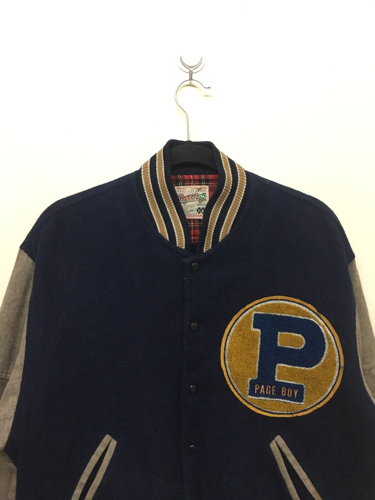 Japanese Brand 🔥Rare🔥Pageboy varsity wool jacket big logo Size US L / EU 52-54 / 3 - 5 Thumbnail