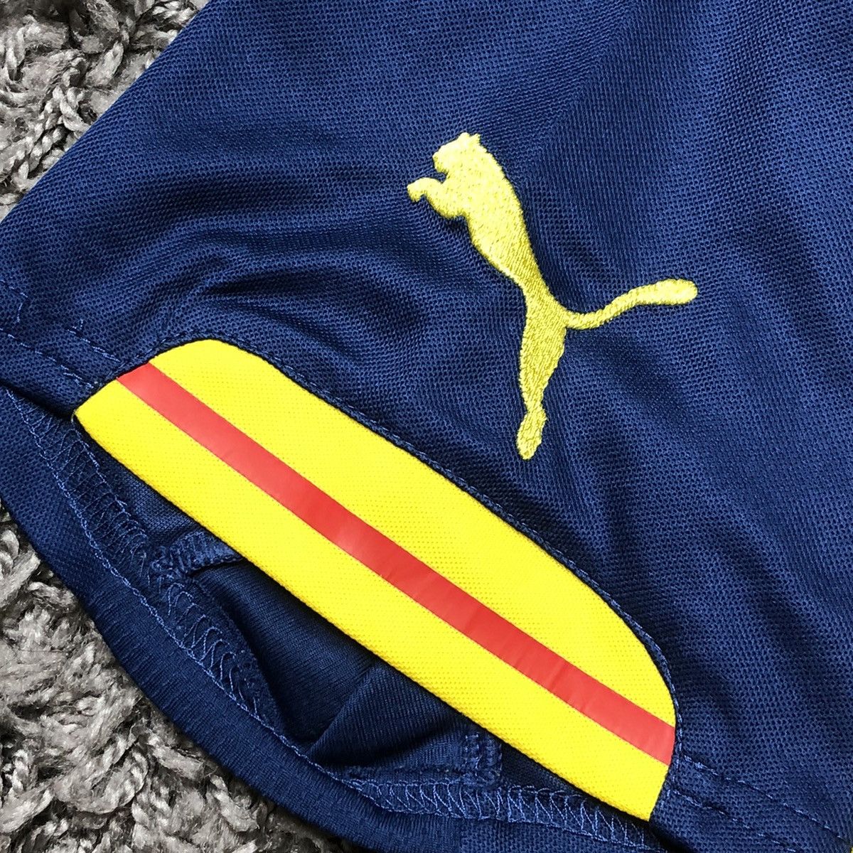 Puma Puma Arsenal Yellow Soccer Jersey Football Vintage Size US L / EU 52-54 / 3 - 10 Thumbnail