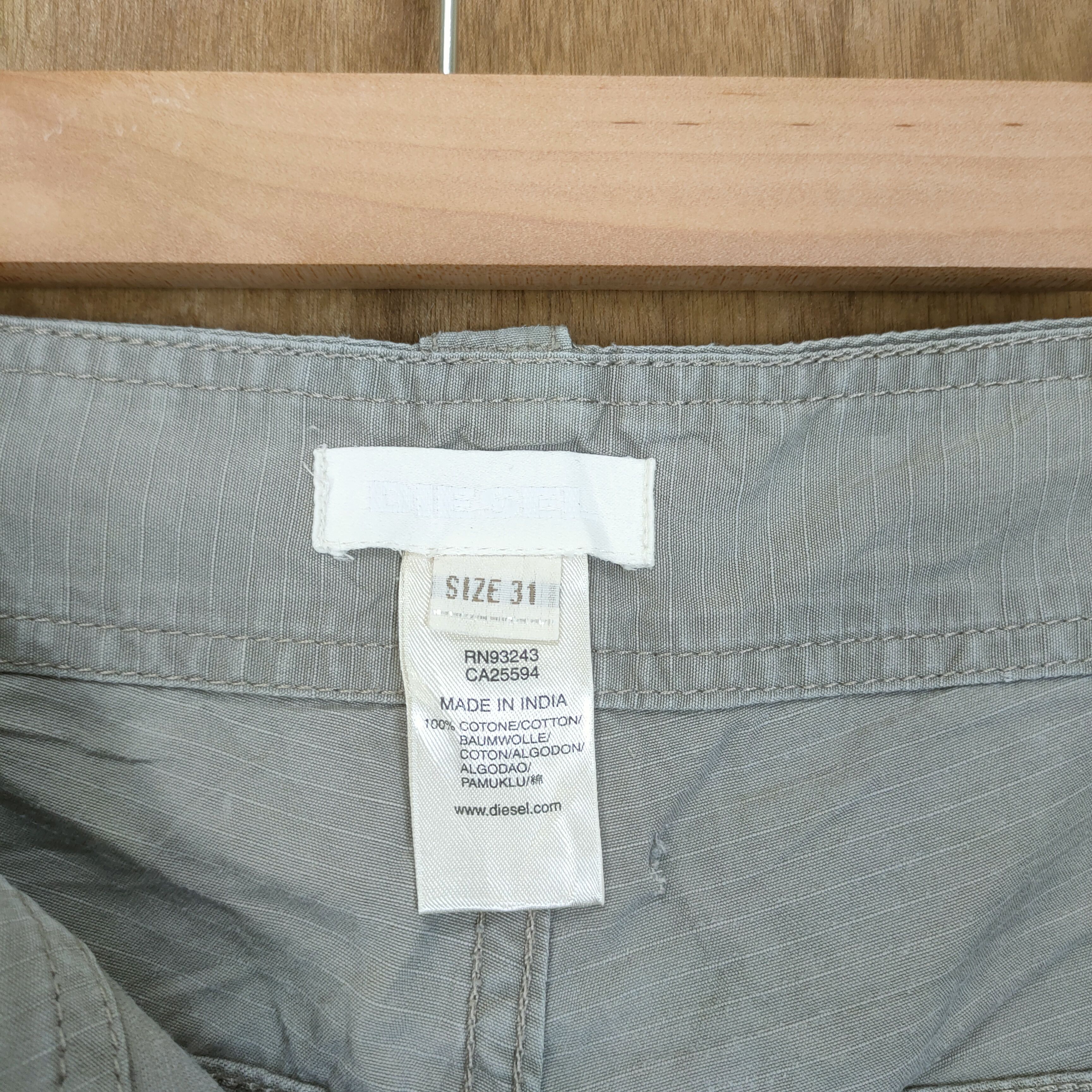 Diesel DIESEL VINTAGE GREY CARGO PANTS Size US 33 - 11 Thumbnail