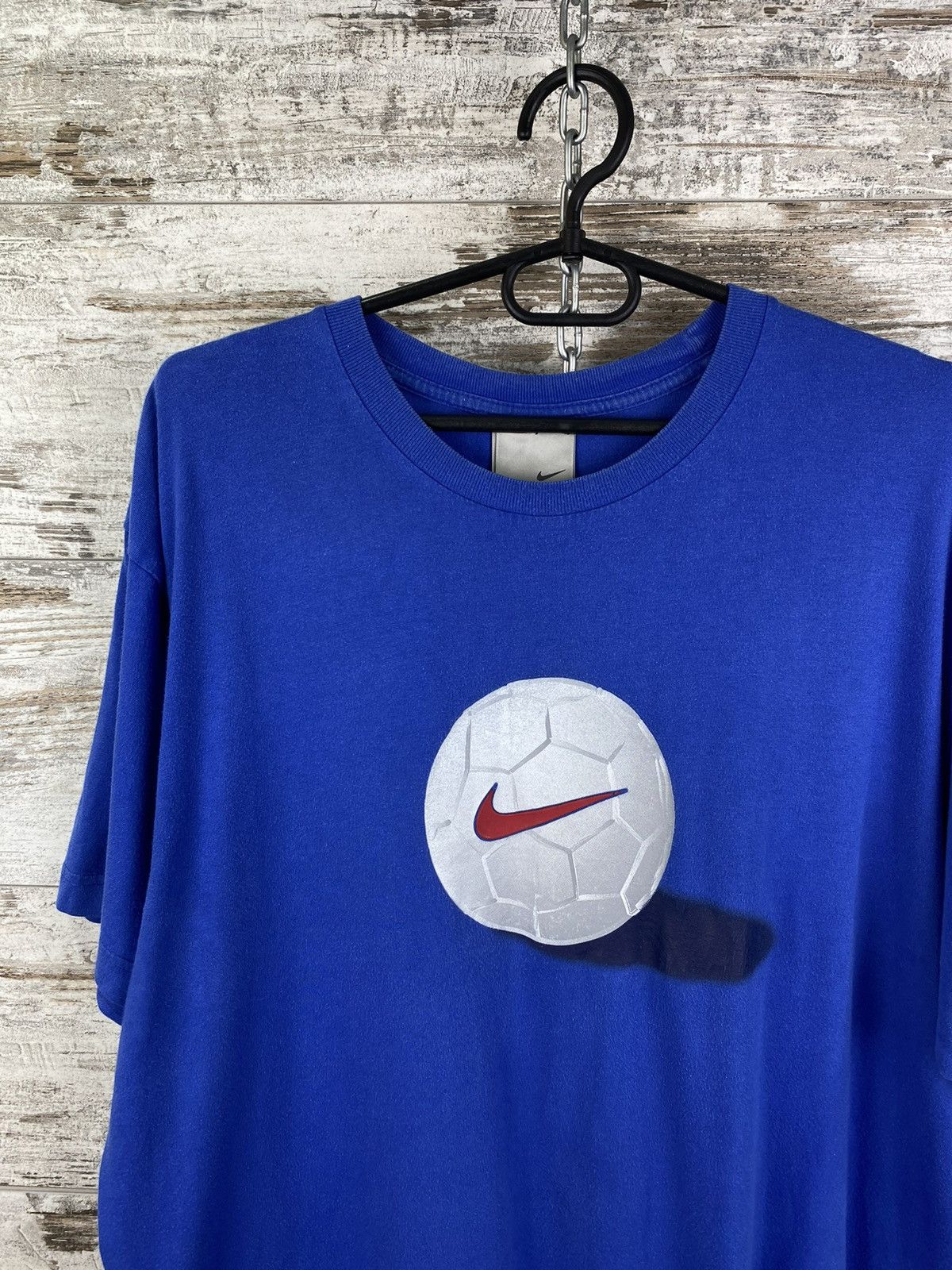 Nike × Vintage Mens Vintage Nike Big Logo T Shirt Basketball y2k streetwear Size US XL / EU 56 / 4 - 2 Thumbnail