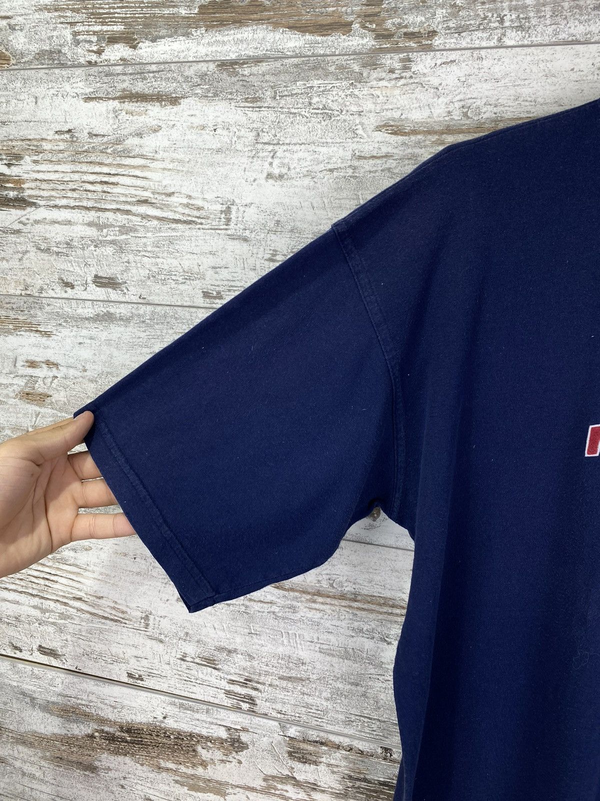 Nike Mens Vintage Nike Big Logo T Shirt rare y2k streetwear tee Size US XL / EU 56 / 4 - 4 Thumbnail