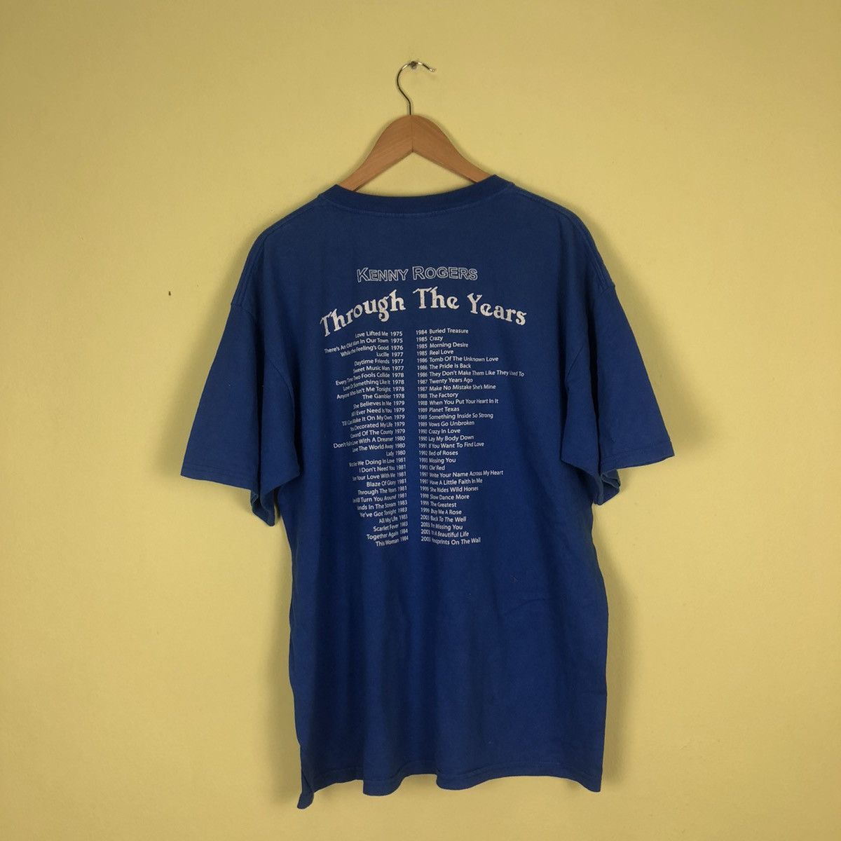 Band Tees Vintage American SingerSongwriter Kenny Rogers Size US XL / EU 56 / 4 - 2 Thumbnail