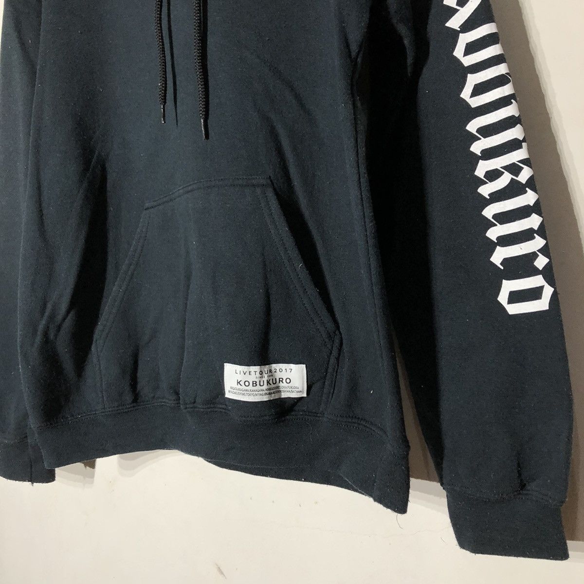 Band Tees LIVE TOUR 2017 KOBUKURO HOODIE Size US M / EU 48-50 / 2 - 4 Thumbnail