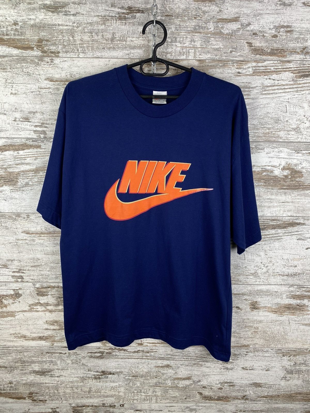 Nike Mens Vintage Nike Big Logo T Shirt rare y2k streetwear tee Size US M / EU 48-50 / 2 - 1 Thumbnail