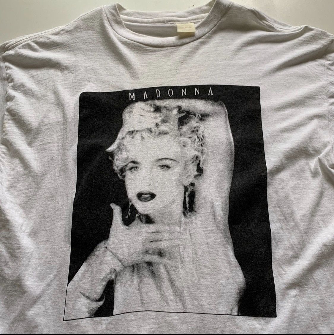 Band Tees Vintage 90s Madonna Bootleg Graphic T Shirt Men's Large Rare Size US L / EU 52-54 / 3 - 2 Thumbnail