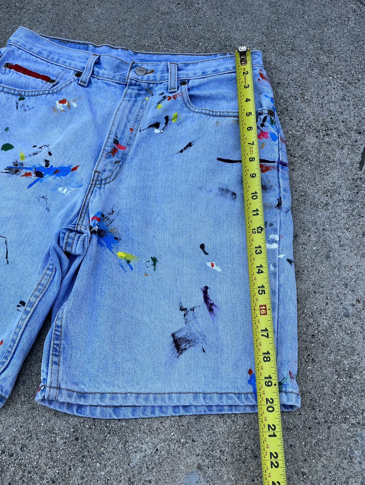 Levi's Vintage Levi’s 550 Jean Shorts Relaxed Fit Jorts 1998 Custom Size US 31 - 8 Thumbnail