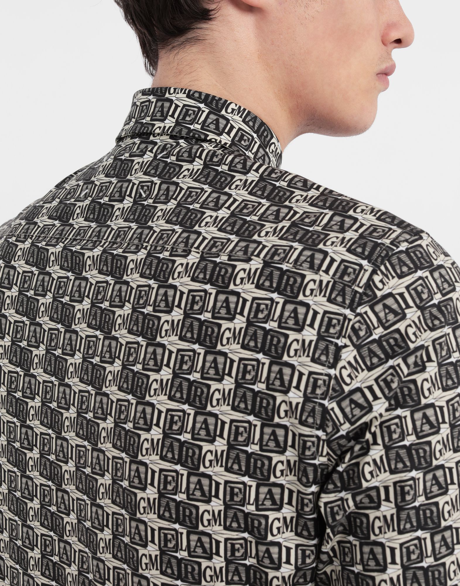 Maison Margiela Margiela Cube Logo Printed Shirt Size US L / EU 52-54 / 3 - 4 Thumbnail