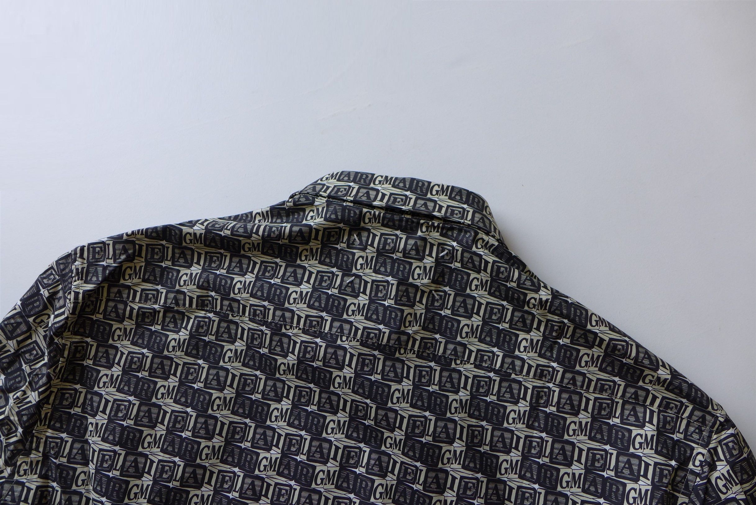 Maison Margiela Margiela Cube Logo Printed Shirt Size US L / EU 52-54 / 3 - 13 Thumbnail