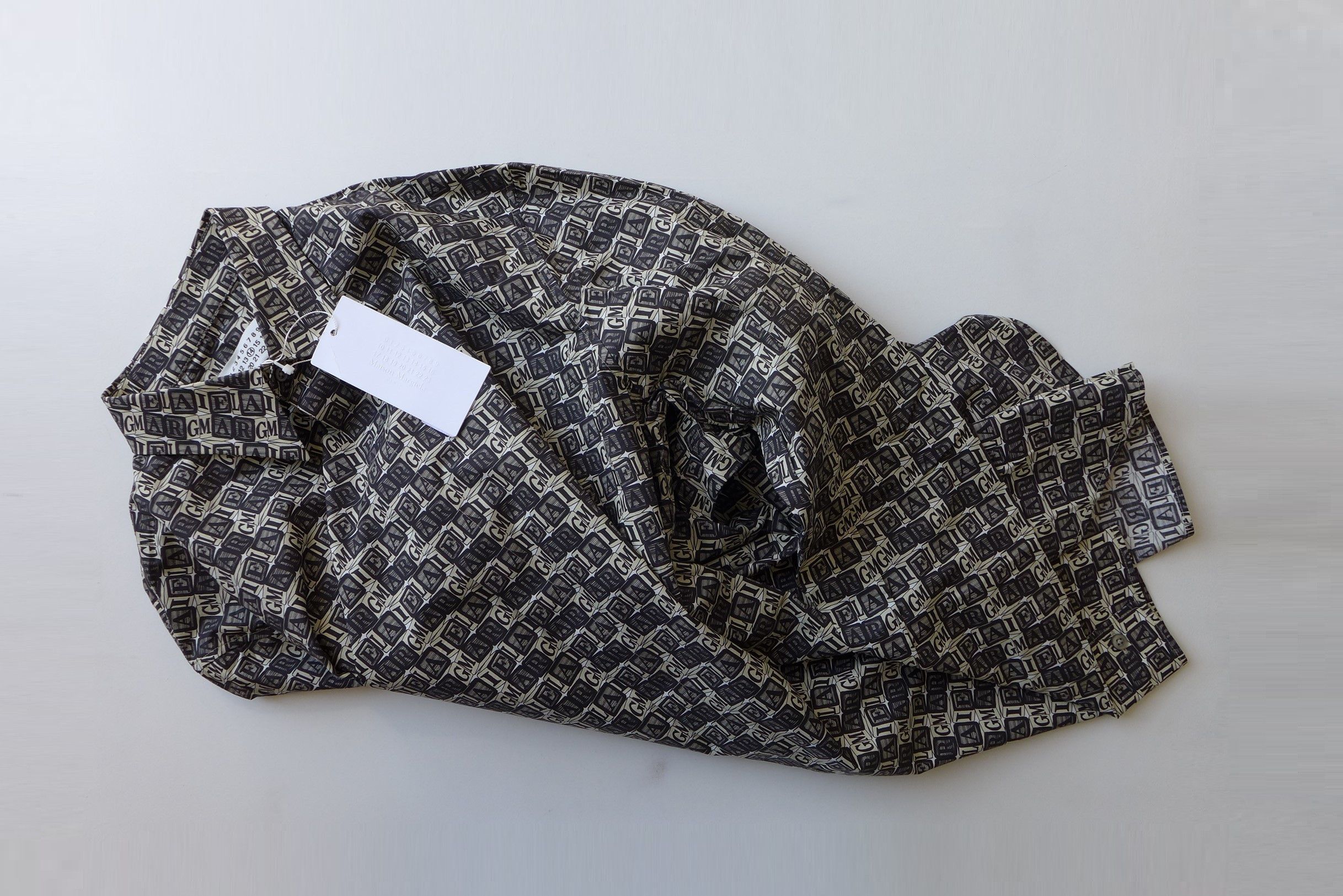 Maison Margiela Margiela Cube Logo Printed Shirt Size US L / EU 52-54 / 3 - 9 Thumbnail