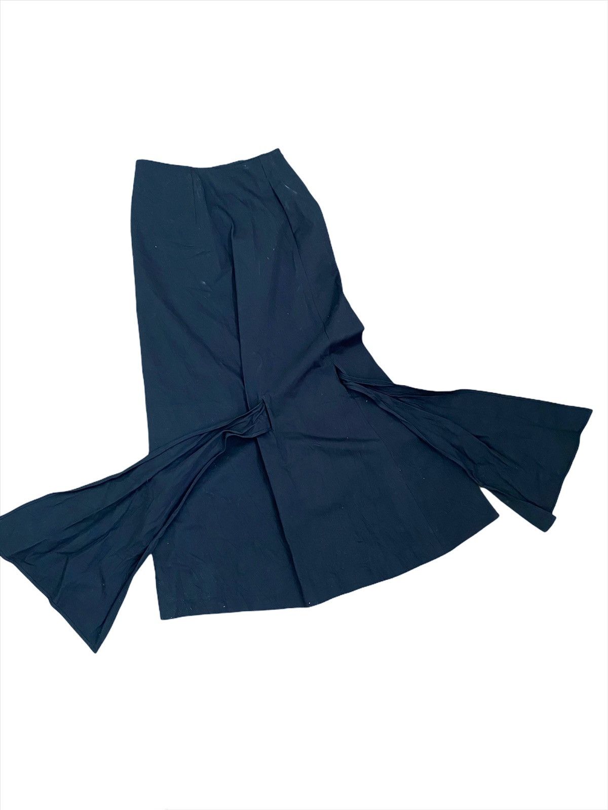 Yohji Yamamoto Yohji Yamamoto skirt Black bottom wear Size US 26 / EU 42 - 4 Thumbnail