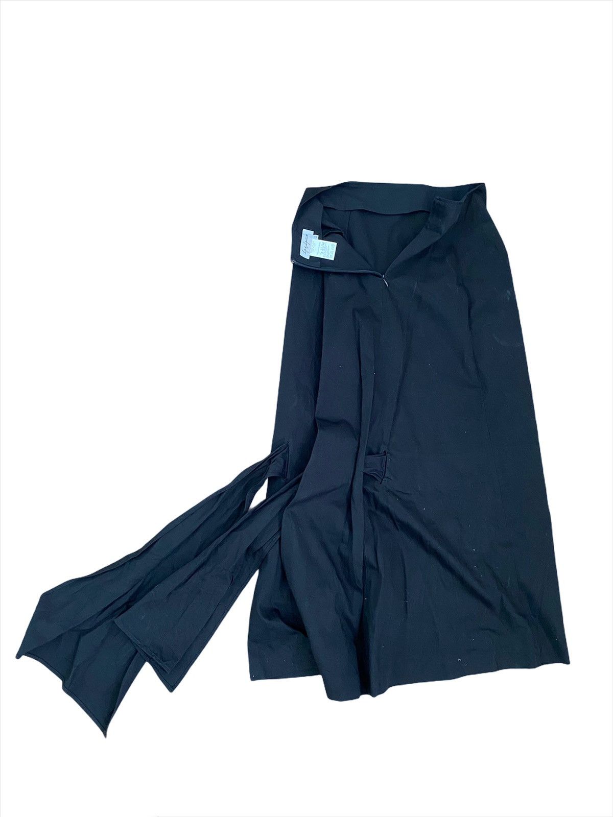 Yohji Yamamoto Yohji Yamamoto skirt Black bottom wear Size US 26 / EU 42 - 2 Thumbnail