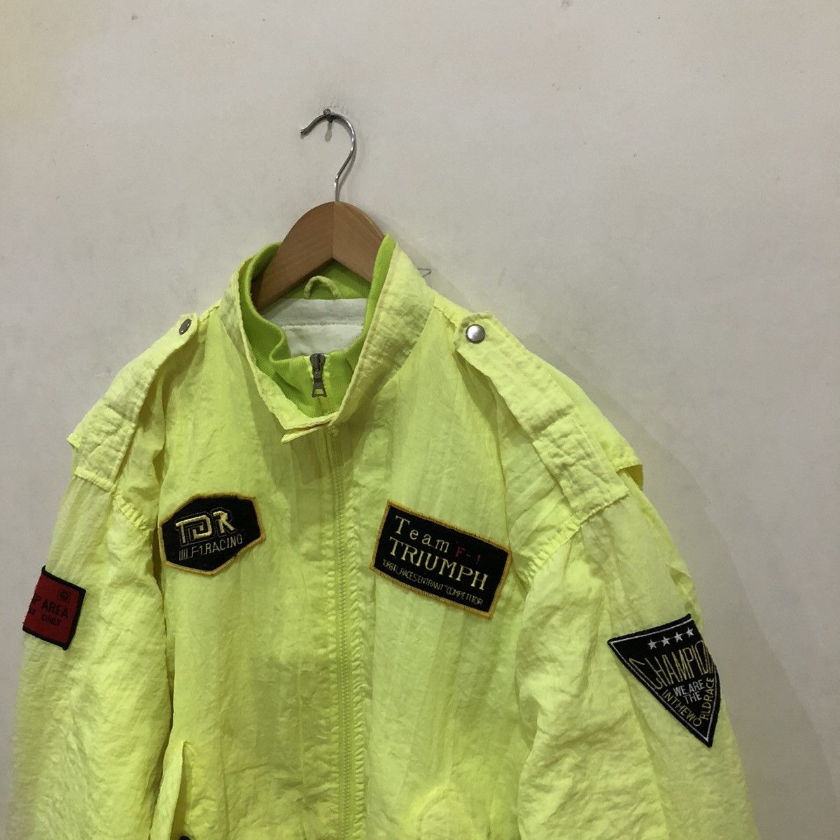 Sports Specialties Vintage Team F-1 Triumph TDR Racing Size US M / EU 48-50 / 2 - 3 Thumbnail