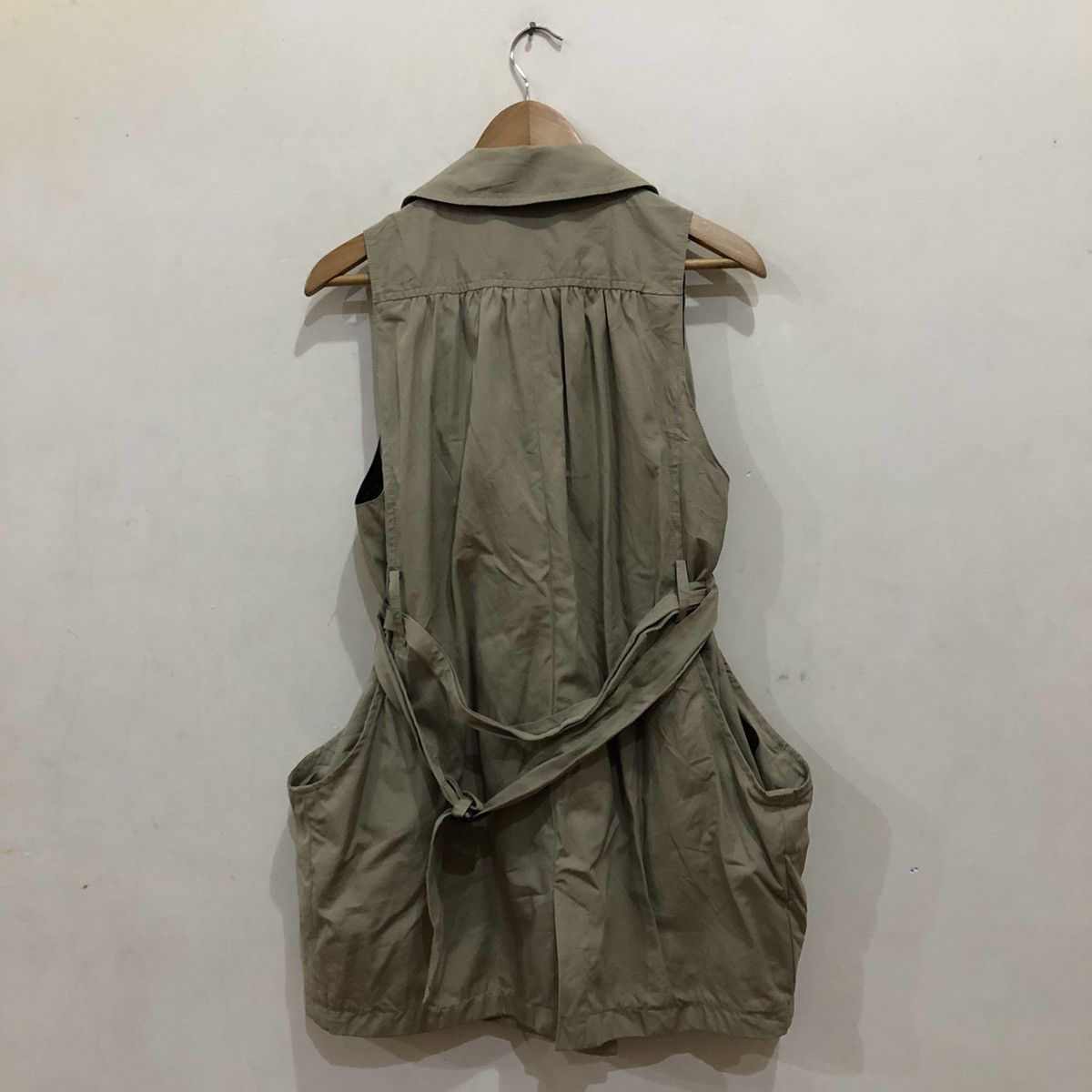 Japanese Brand Sleeveless Trench DRitte Parachute Bike Design Size US M / EU 48-50 / 2 - 6 Thumbnail