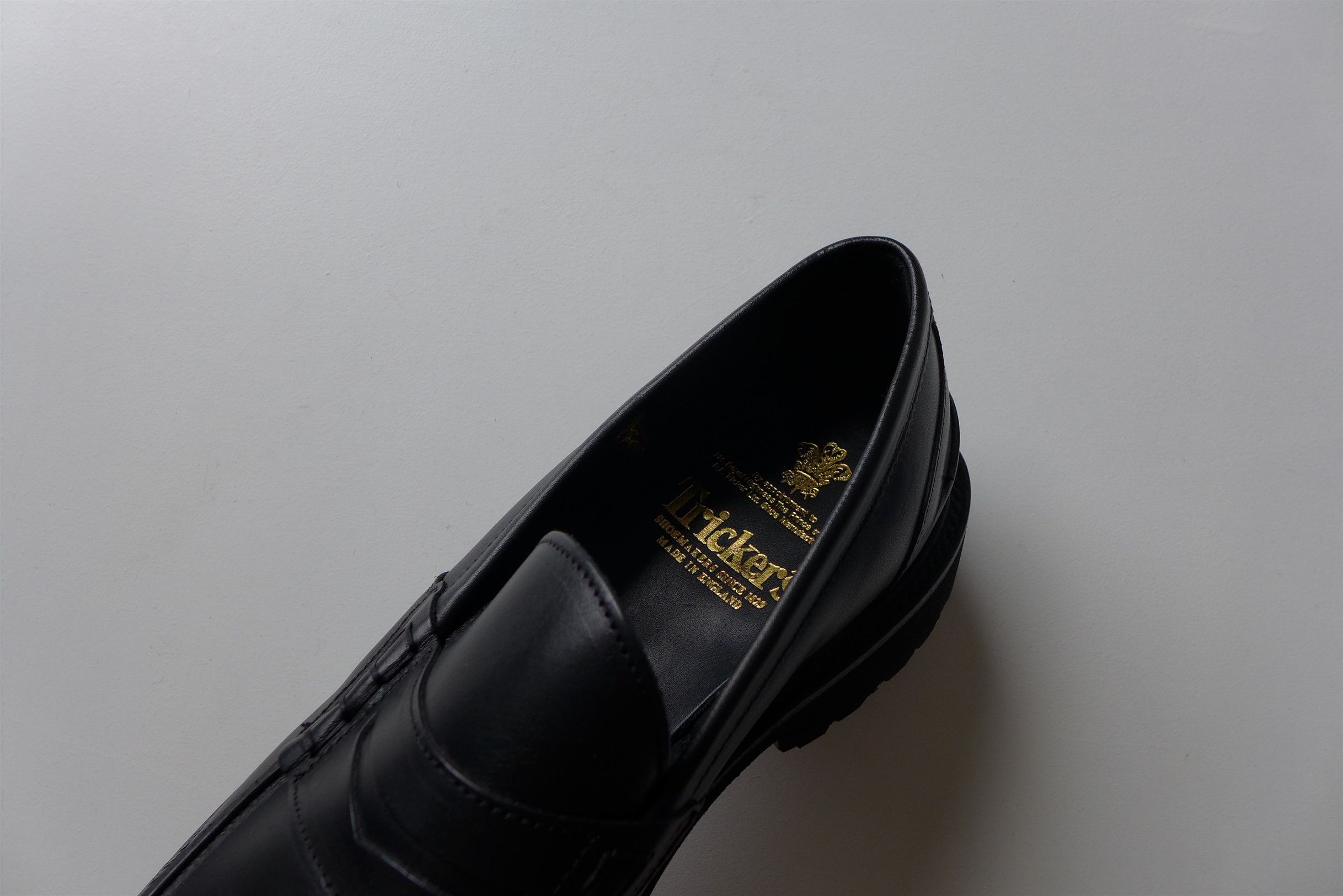 Tricker's Tricker's James Penny Loafer Shoe Black Olivvia Leather Size US 10 / EU 43 - 12 Thumbnail