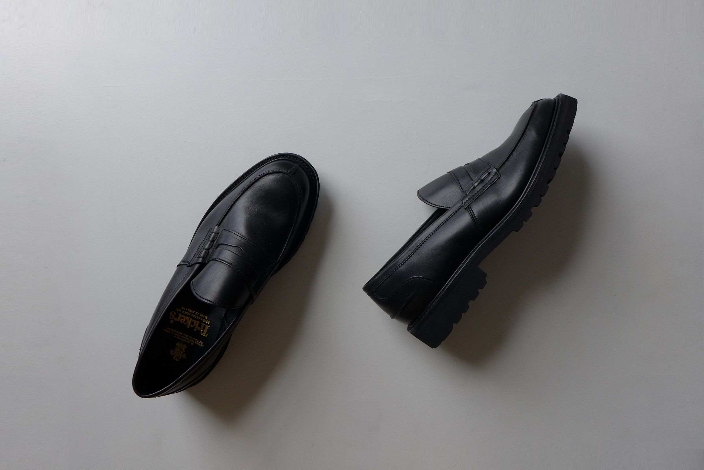 Tricker's Tricker's James Penny Loafer Shoe Black Olivvia Leather Size US 10 / EU 43 - 9 Thumbnail